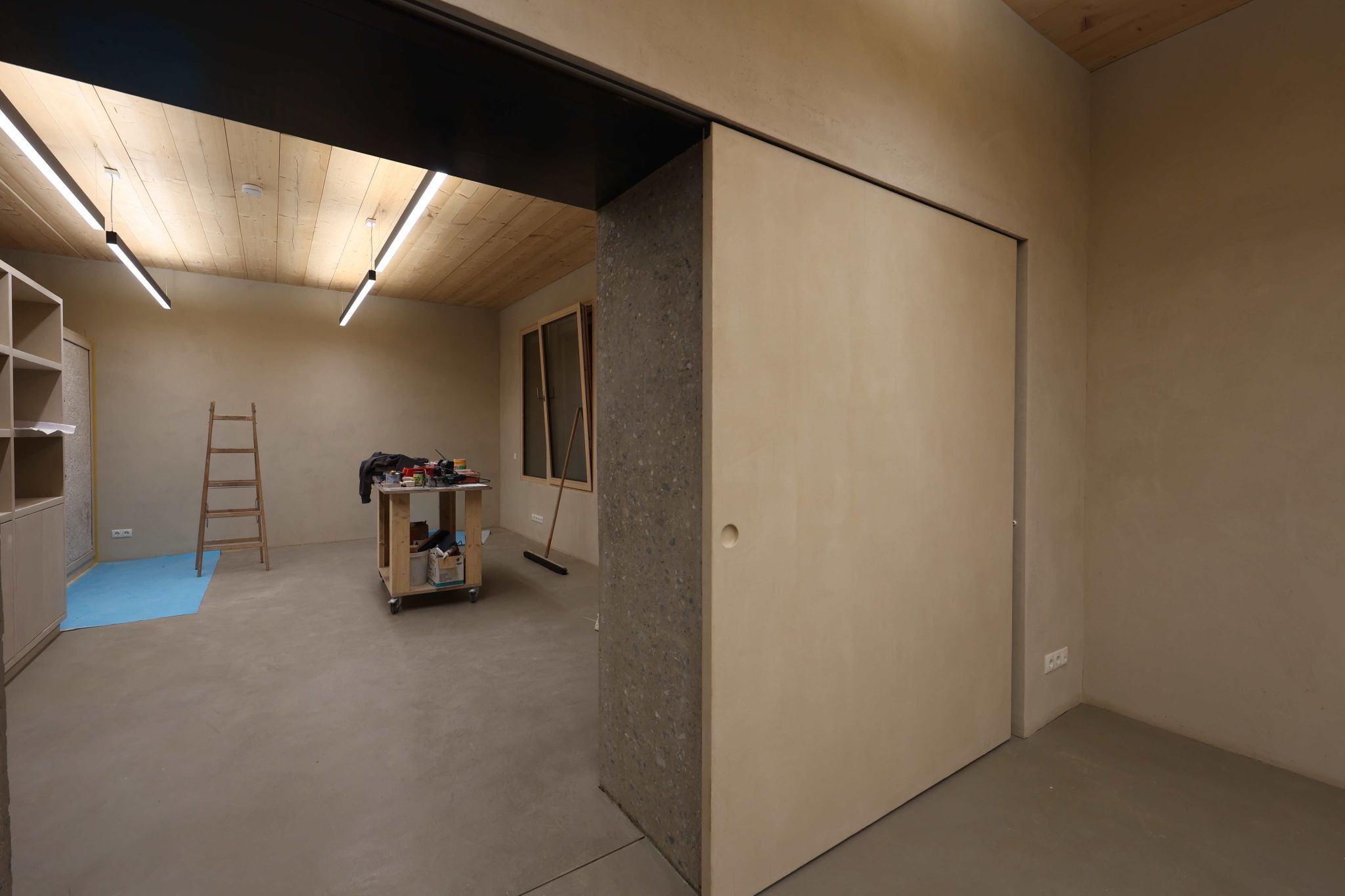 Auch Sozialräume umfast der Bürotrakt.