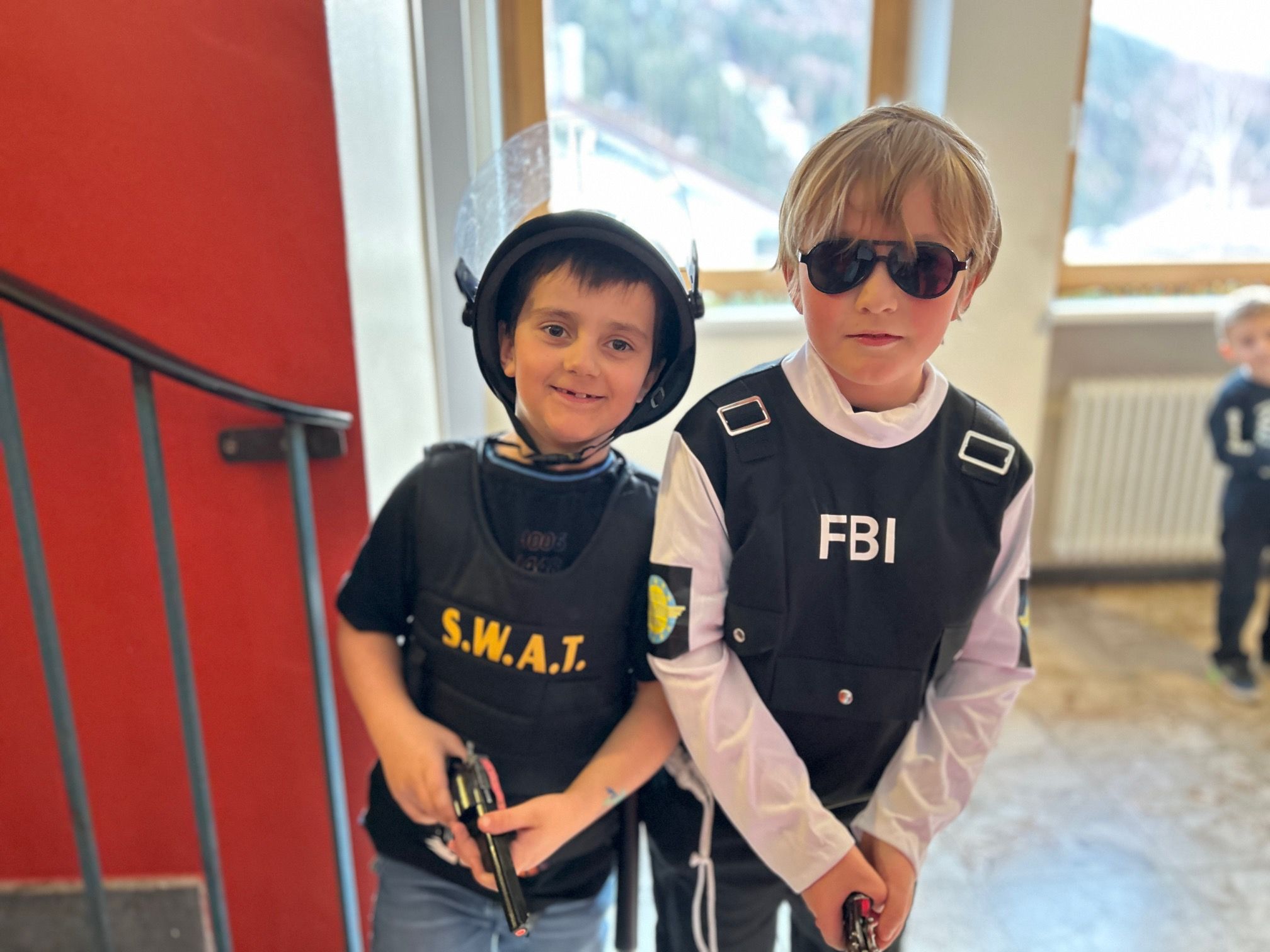 Arthur und Domenic waren als Swat und FBI Agenten mit von der Partie