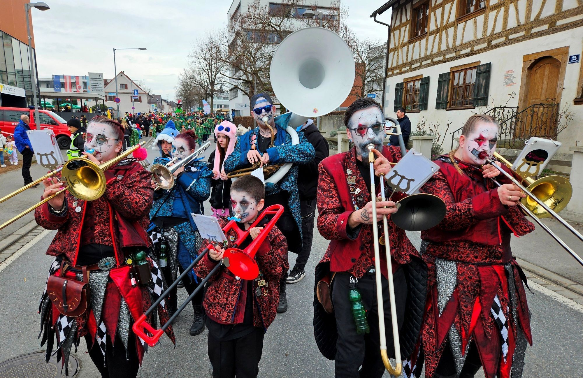 Ore, Ore – Guggamusik Pfütza-Fäger: Auf nach Lochau zum großen Faschingsumzug 2026.