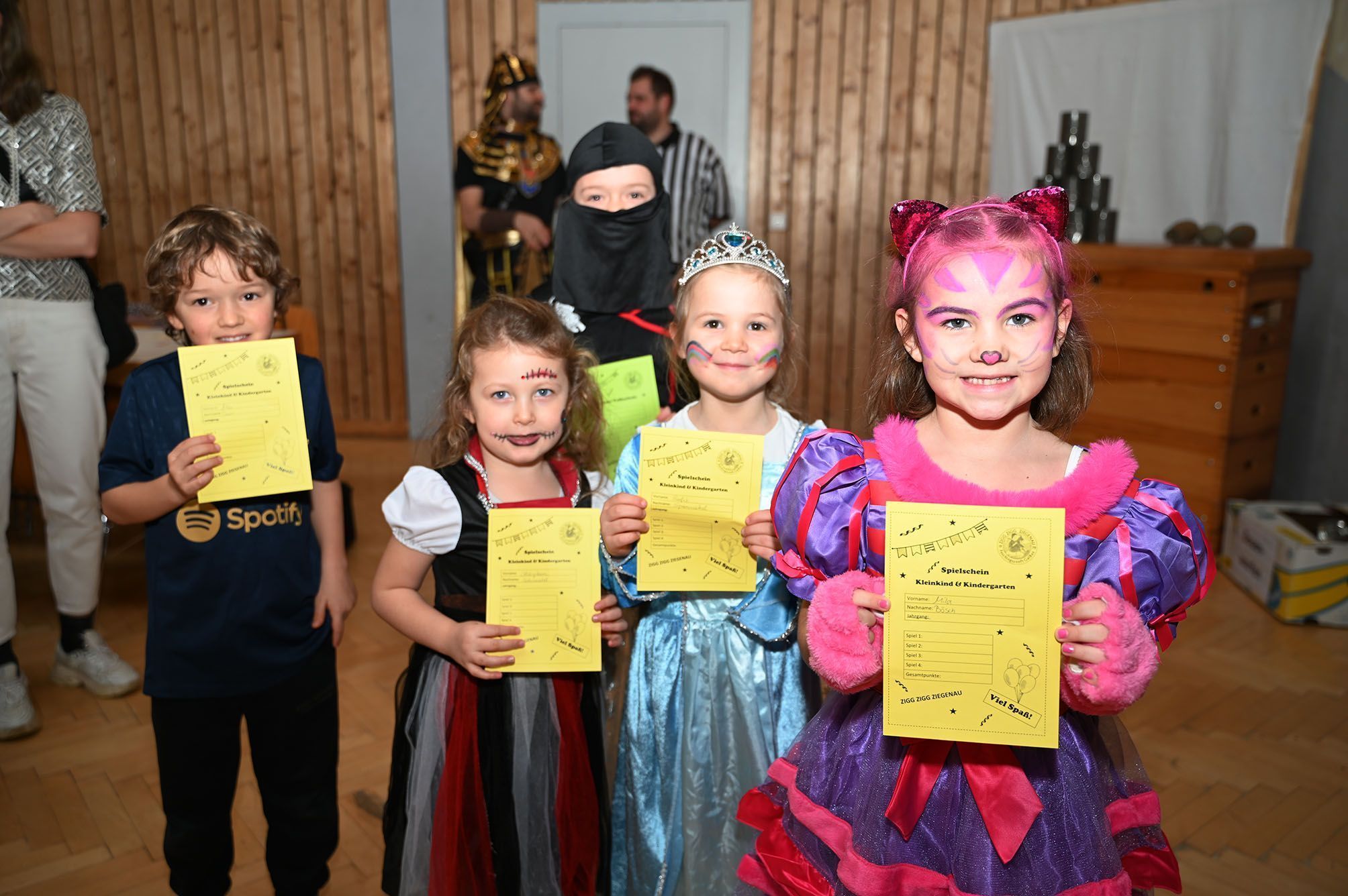 Gaißauer Kinderfasching in der Rheinblickhalle (Bildergalerie)