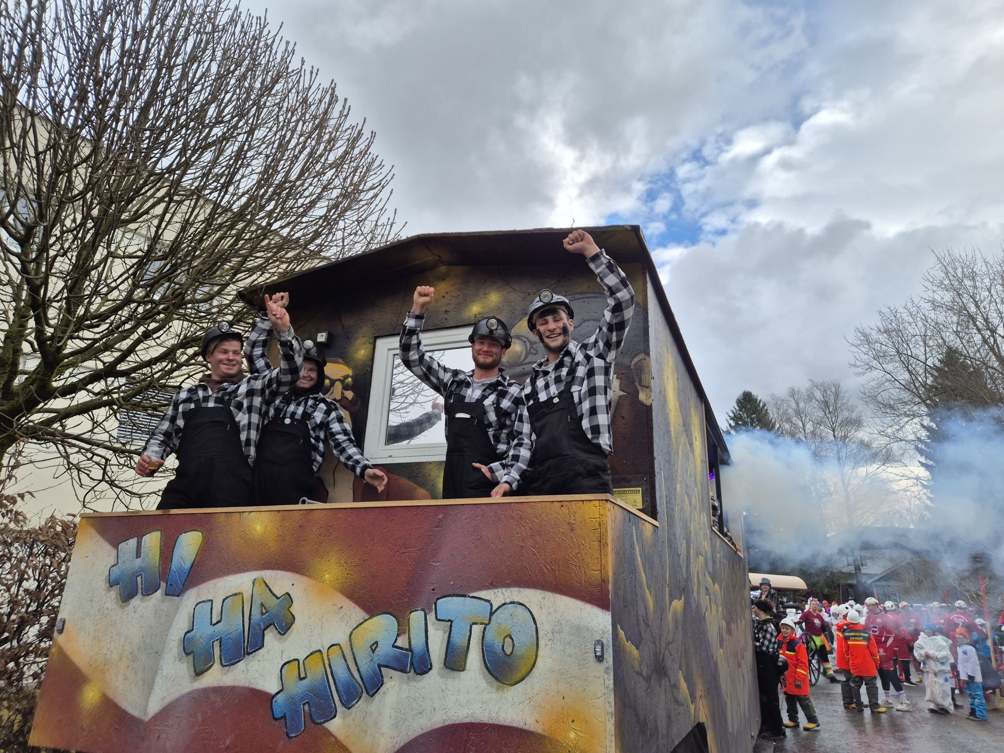 Faschingsdienstag 17. Februar 2026 zog der erste Faschingsumzug in Langen bei Bregenz durch das Dorf (Bildergalerie)