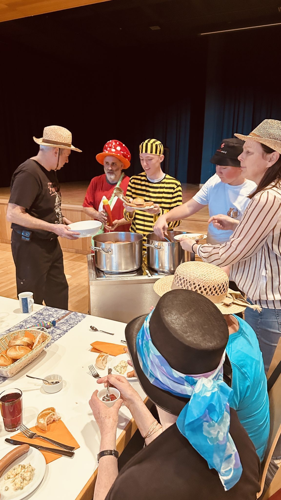 Mehr Fotos vom Seniorenfaschingskränzle (Bildergalerie)