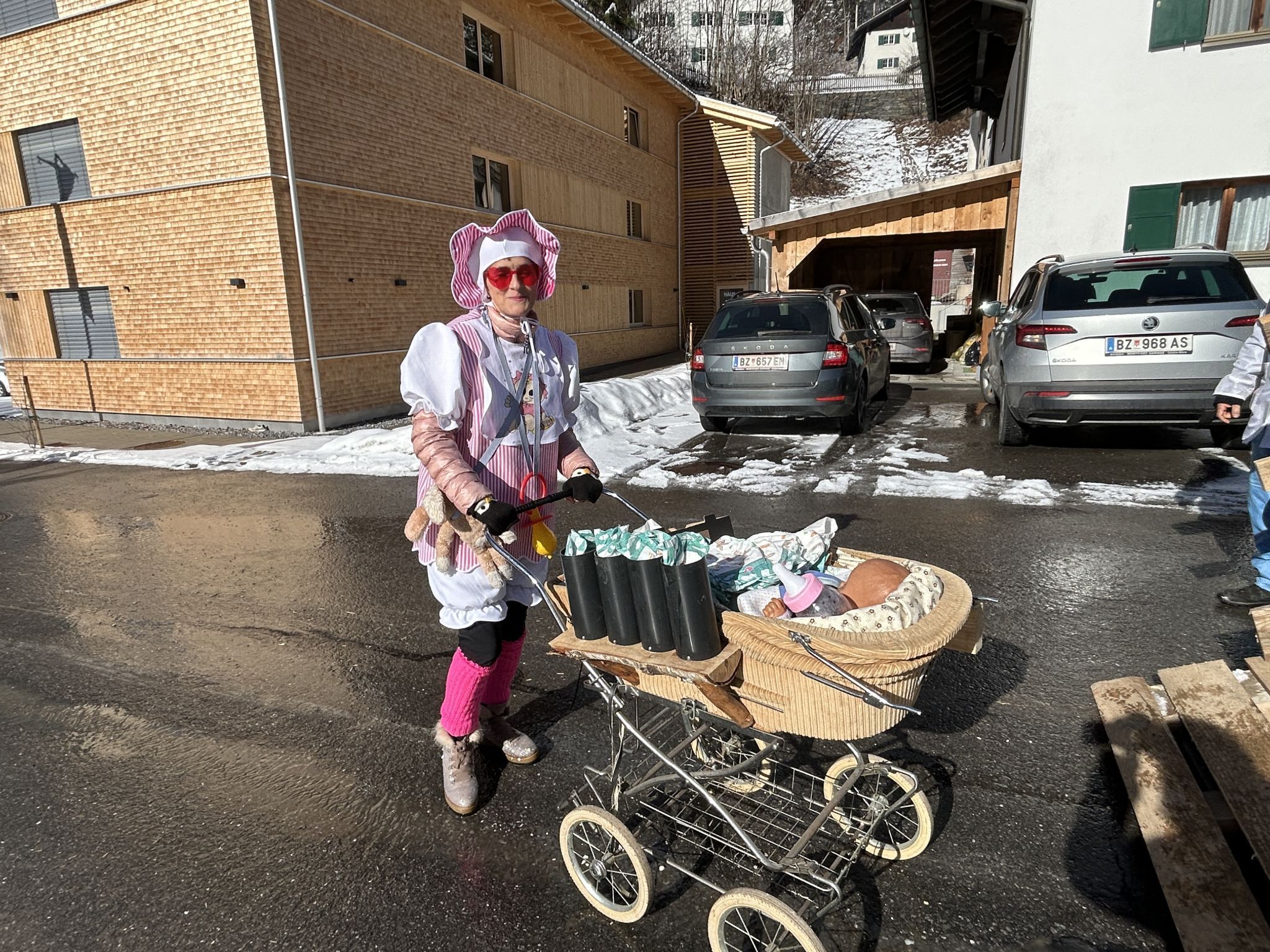 Impressionen vom Faschingsumzug in Partenen  (Bildergalerie)