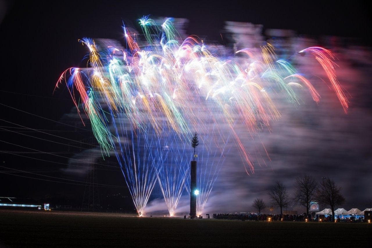 Pyroshow in Brederis war vom Feinsten.FLORIAN HEPBERGER