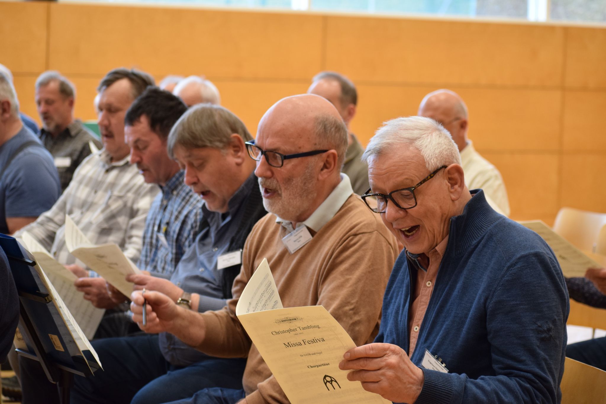 Die Sänger beteiligten sich mit viel Engagement an der Probenarbeit.   