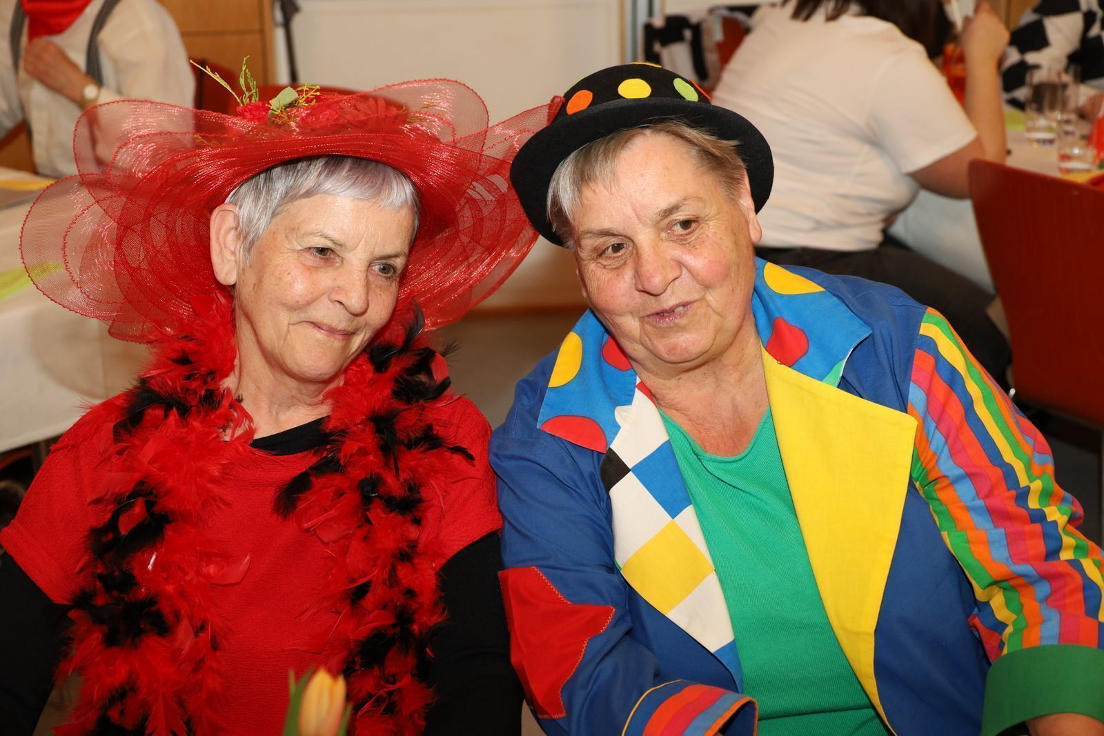 Erstes Kaffeekränzle in Eichenberg begeistert Jung und Alt (Bildergalerie)