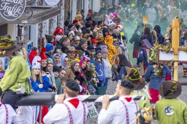 Die schönsten Bilder: So verwandelten 3000 Mäschgerle Feldkirch in eine Faschingshochburg