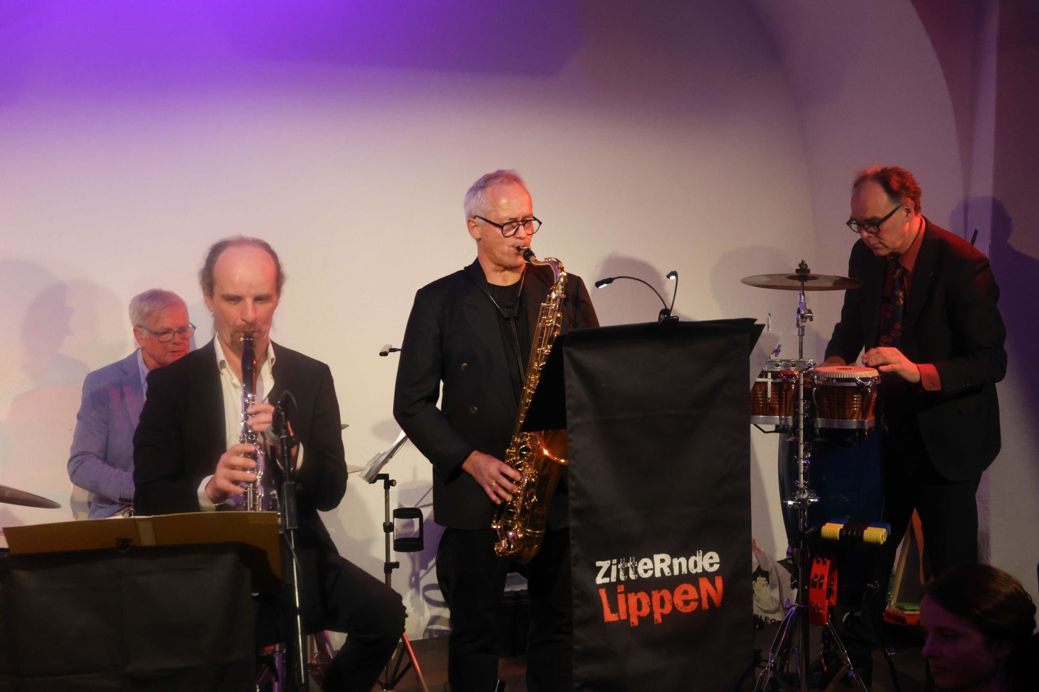 Peter Ludescher und Thomas Fußenegger tauschten zwischendurch die Plätze bzw. Instrumente.