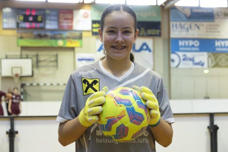 Mädchenfußball mit Herz auch dank "Ma hilft"