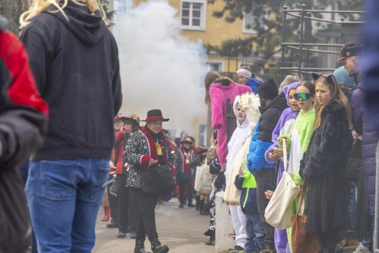 Die schönsten Bilder: So verwandelten 3000 Mäschgerle Feldkirch in eine Faschingshochburg