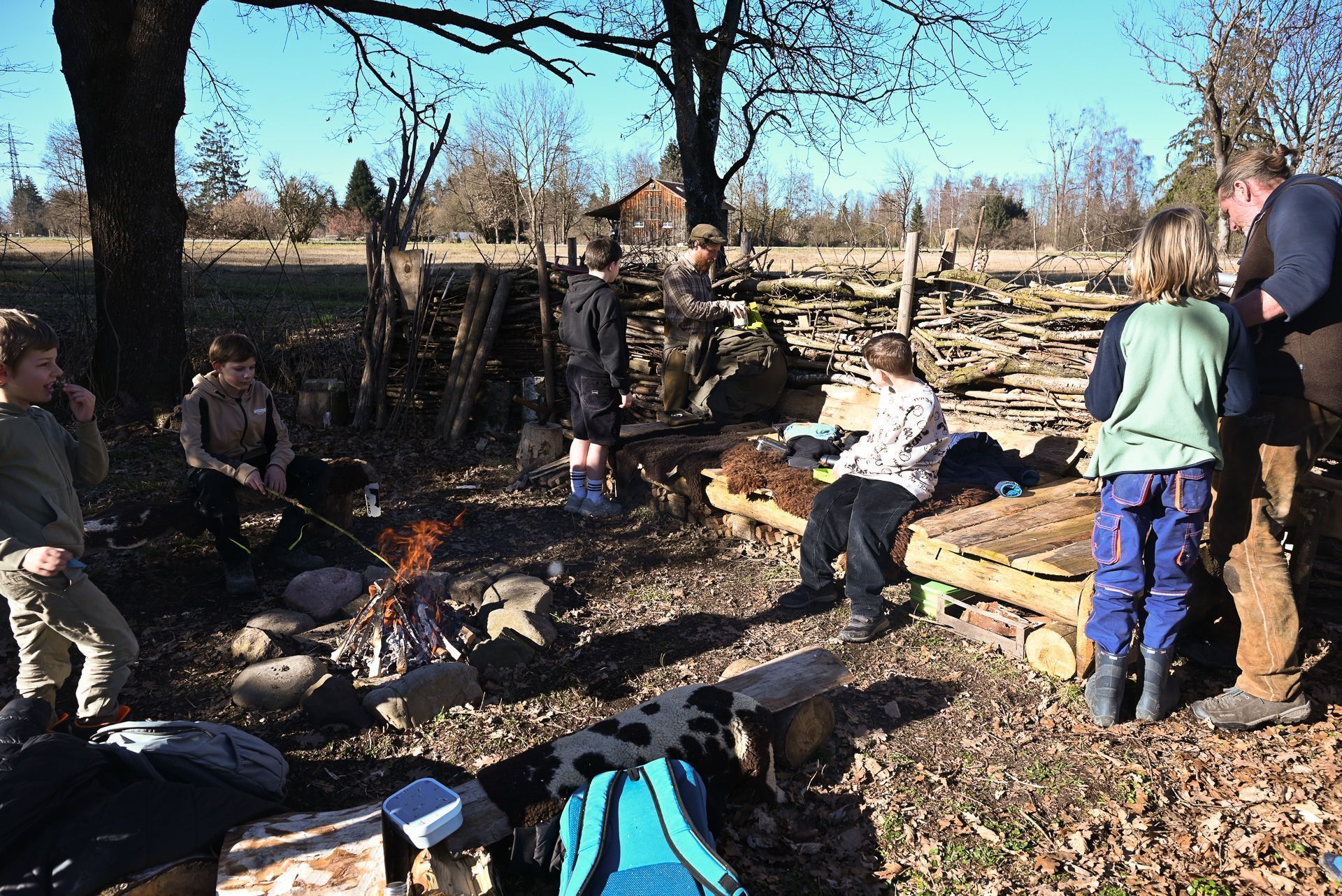 Im Lustenauer Ried hat Christian Suppan ein eigenes Waldstückchen, auf dem er den Kindern die Schönheit der Natur vermittelt.