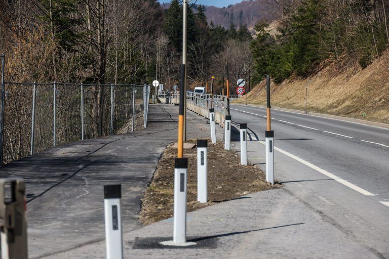 Ersatzradweg zwischen Schnepfau und Au kommt in Fahrt: Bau der neuen Brücke hat begonnen