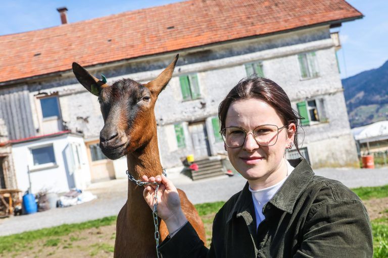 Herzversagen mit 23 Jahren: So hilft Vorarlberg und das Allgäu Claudios Familie und Ziegen