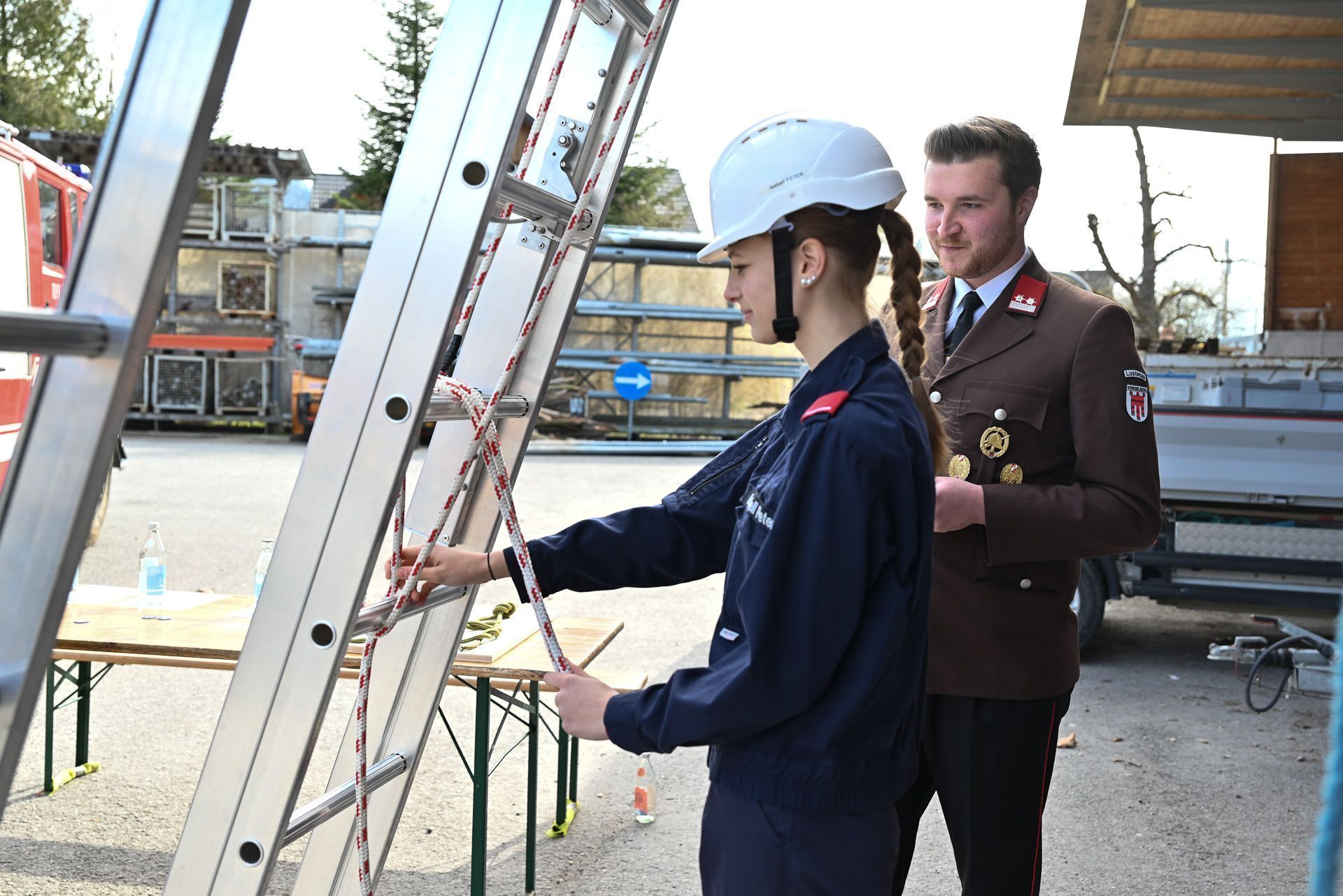 Bei der nächsten Station drehte sich alles um den korrekten Knoten. 