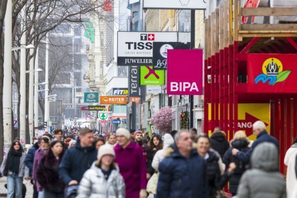 Handel verzeichnete erstmals seit 2021 wieder reales Plus