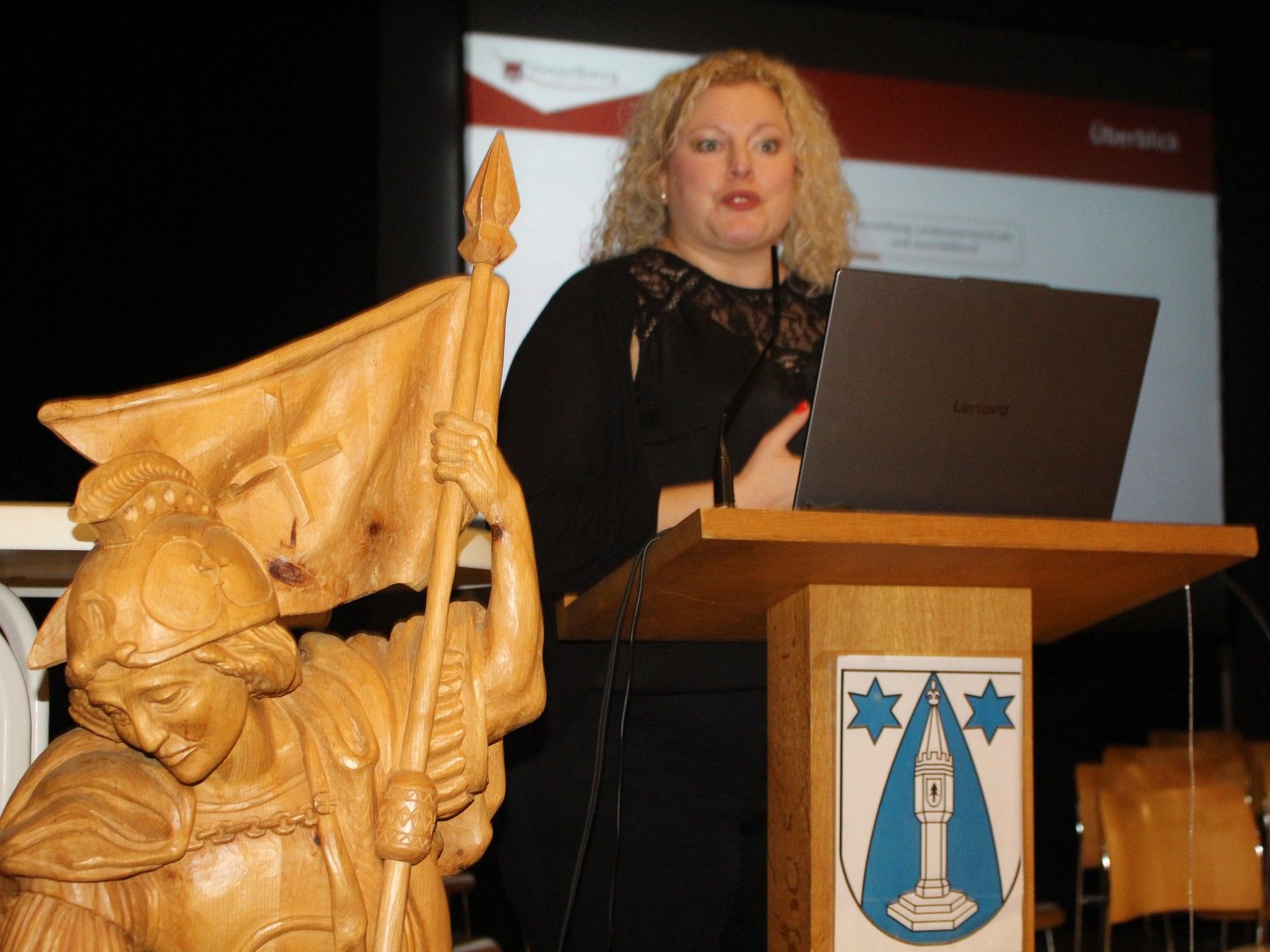 Was hinter den Kulissen in der Landeswarnzentrale geleistet wird, legte Abtrilungsvorständin Martina Schönherr dar.   