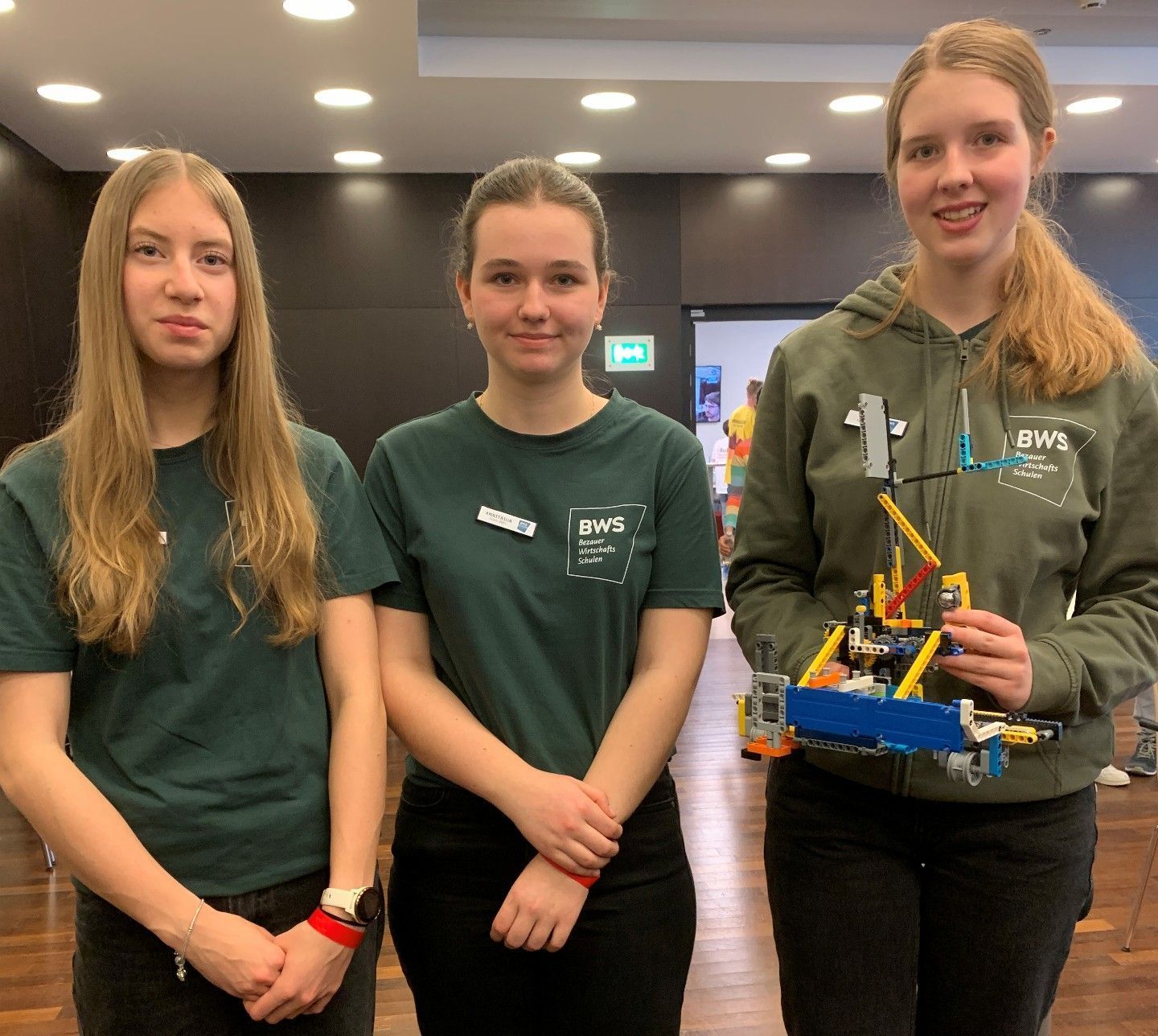 Titanilla Demeter, Anastasija Terzic und Lara Ritter durften die Heimreise nach Bezau doch noch verschieben . . .