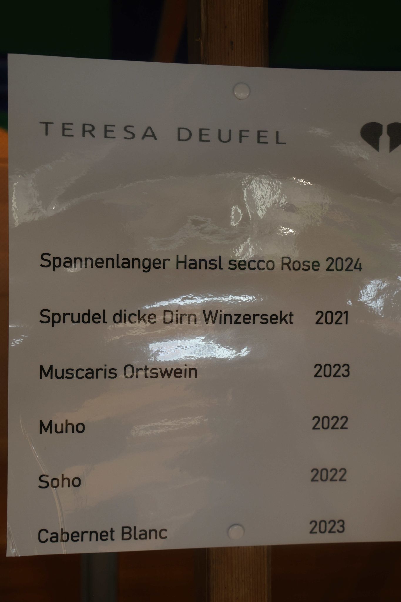 Veranstalter und Winzer bei der 