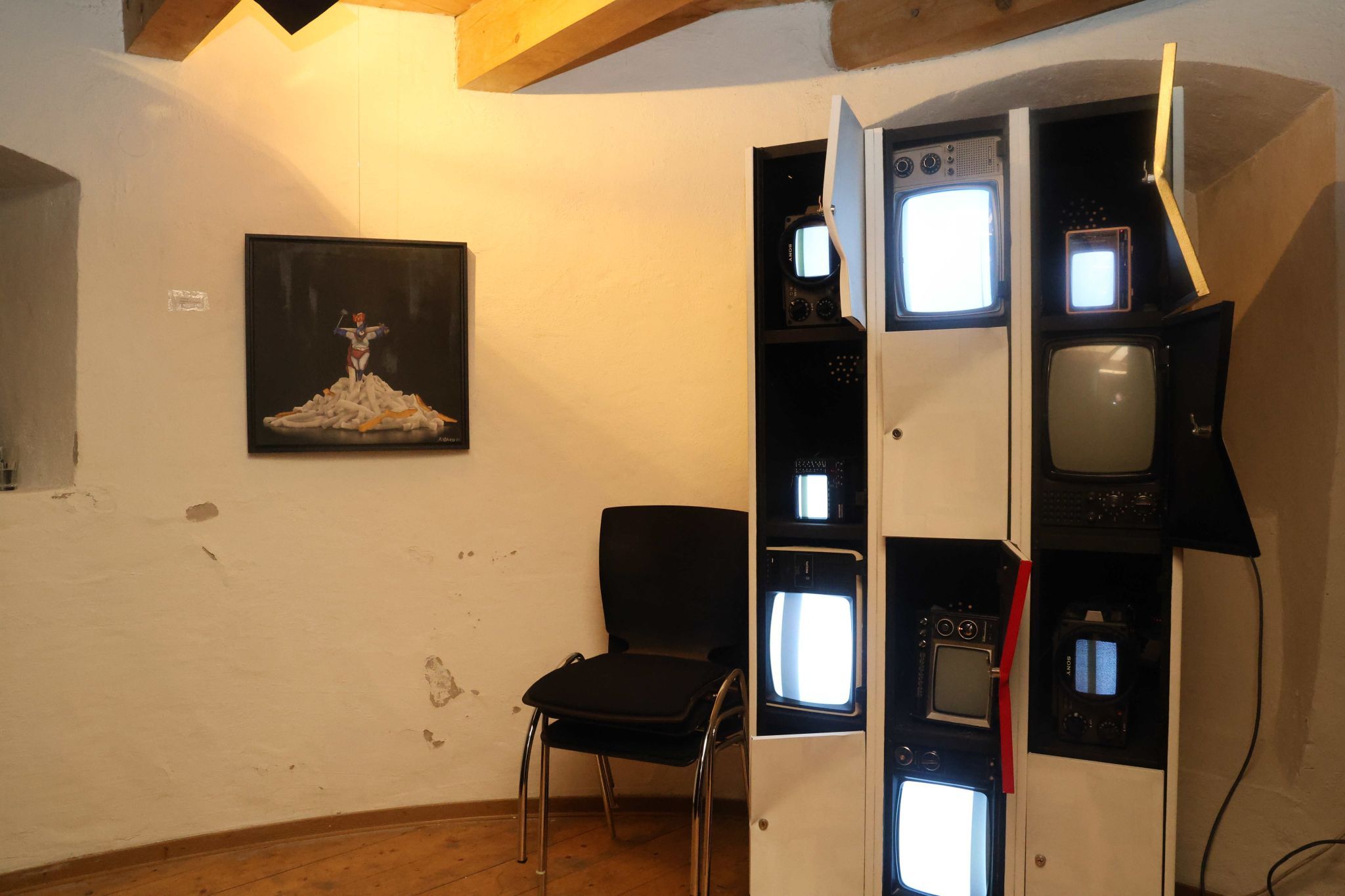 Installation im Erdgeschoss.