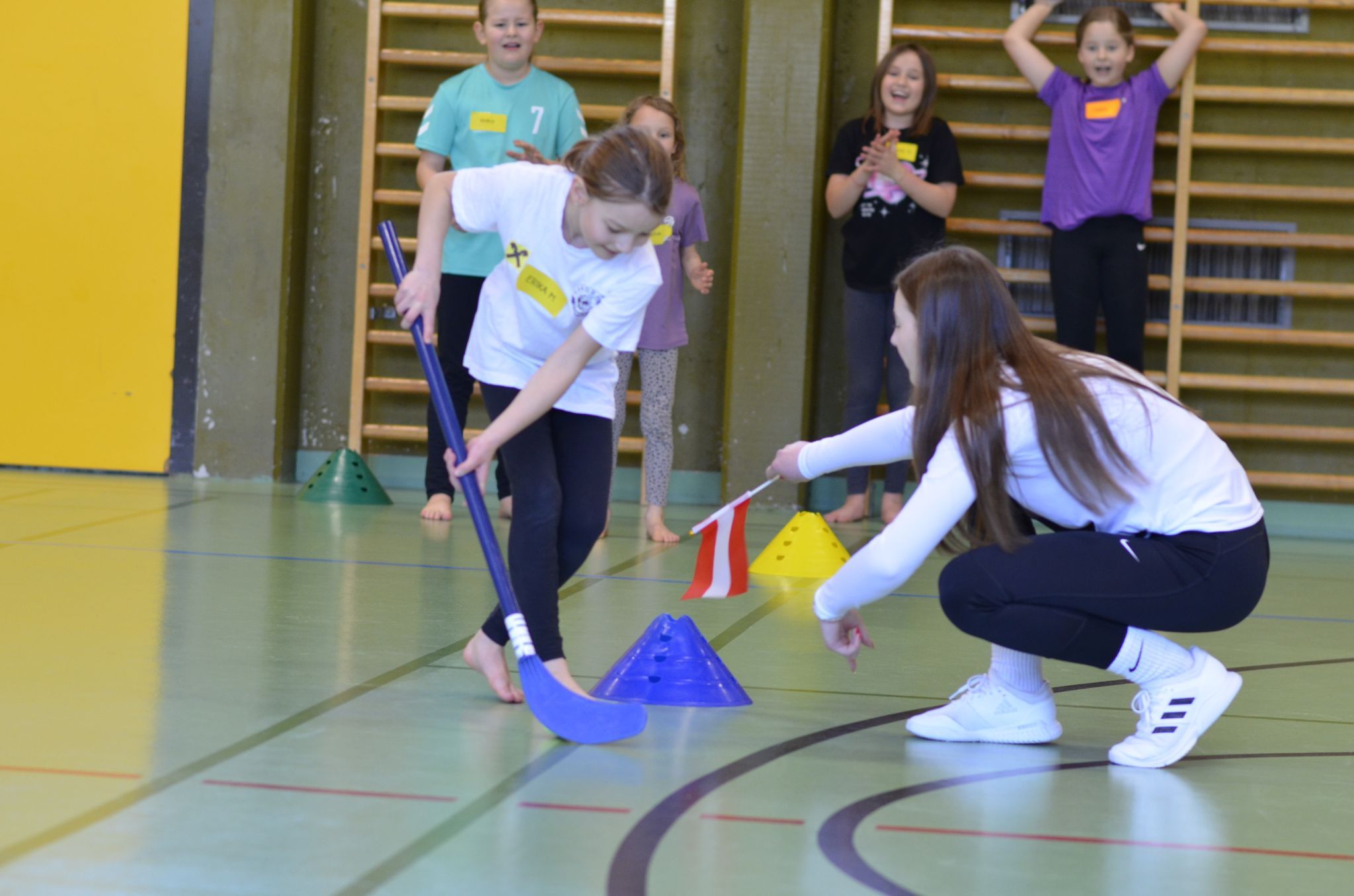 Bei der Teamolympiade standen Bewegung und Zusammenarbeit im Mittelpunkt.