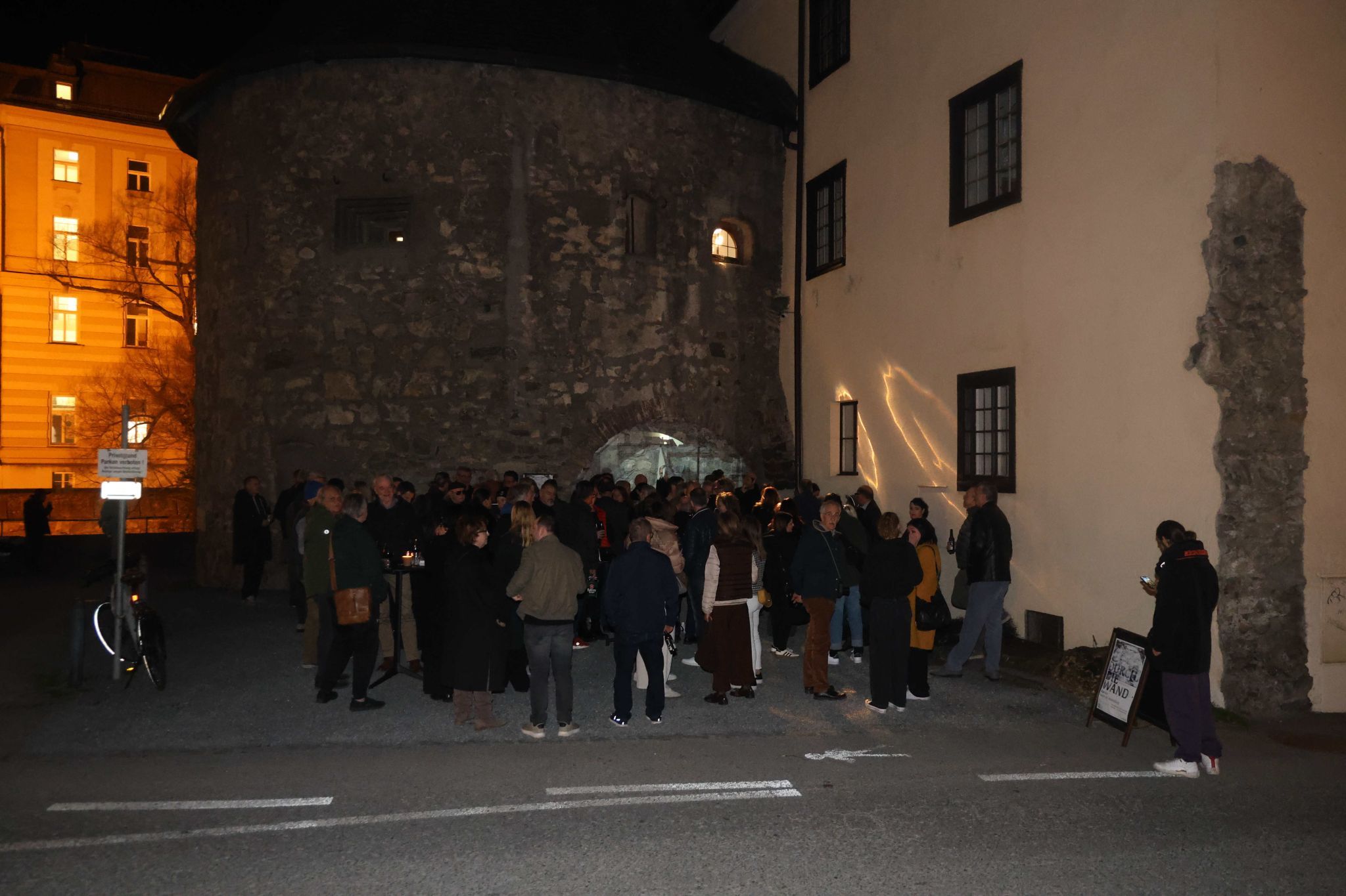 Vorplatz des Pulverturms.