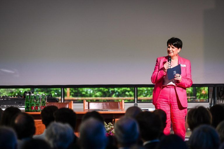 Der aks steigt als Bauherr aus