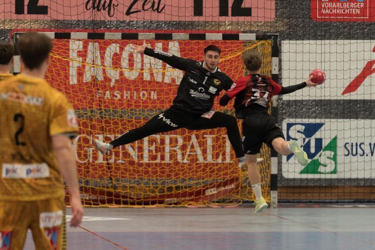 Alpla Hard gewinnt Ländle-Derby in Bregenz