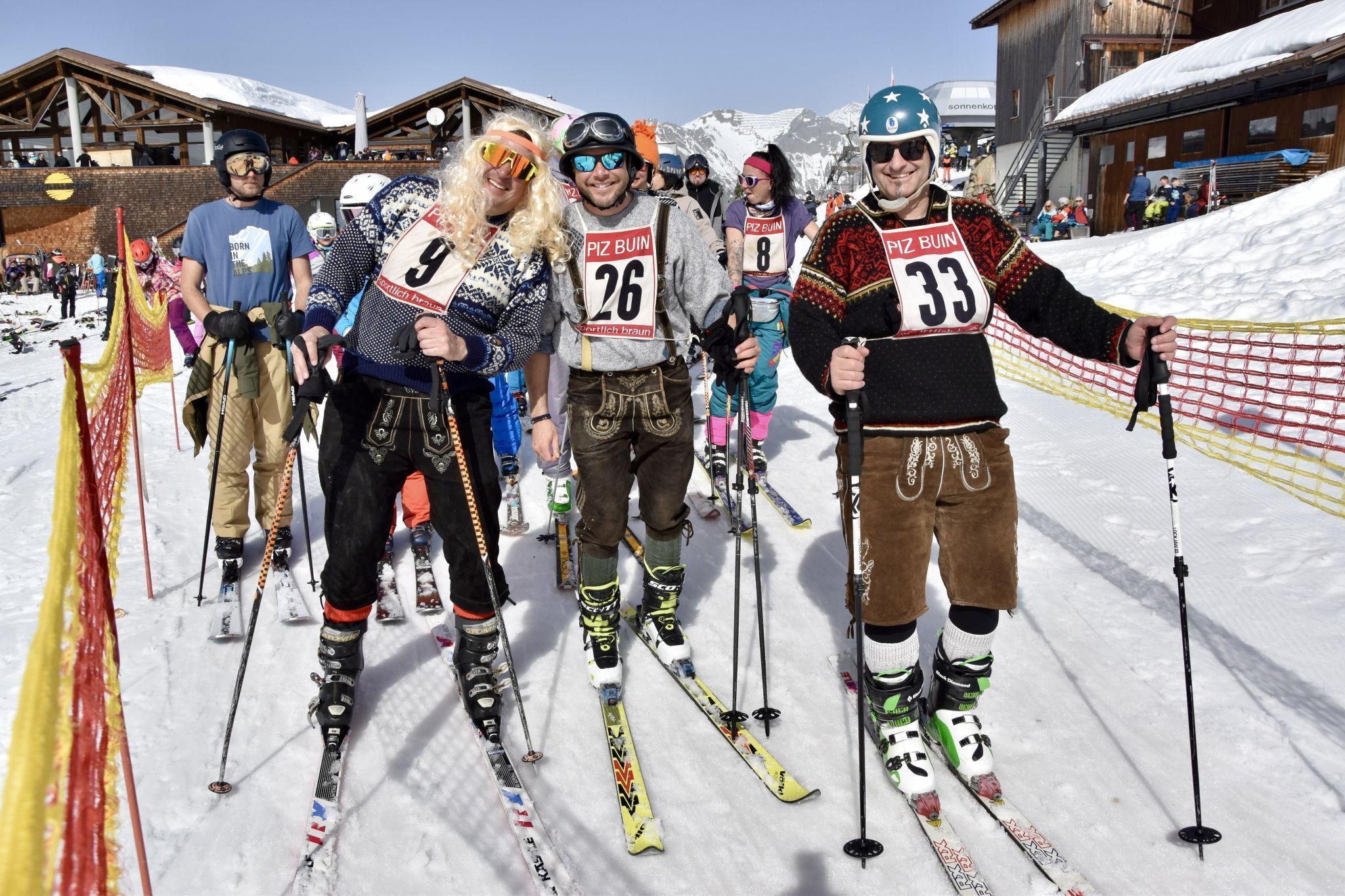 Das Motto des Nostalgierennens lautete: Je ausgefallener, desto besser!