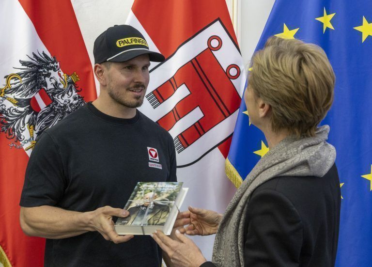 Für Olympiagold gab es goldenes Ehrenzeichen