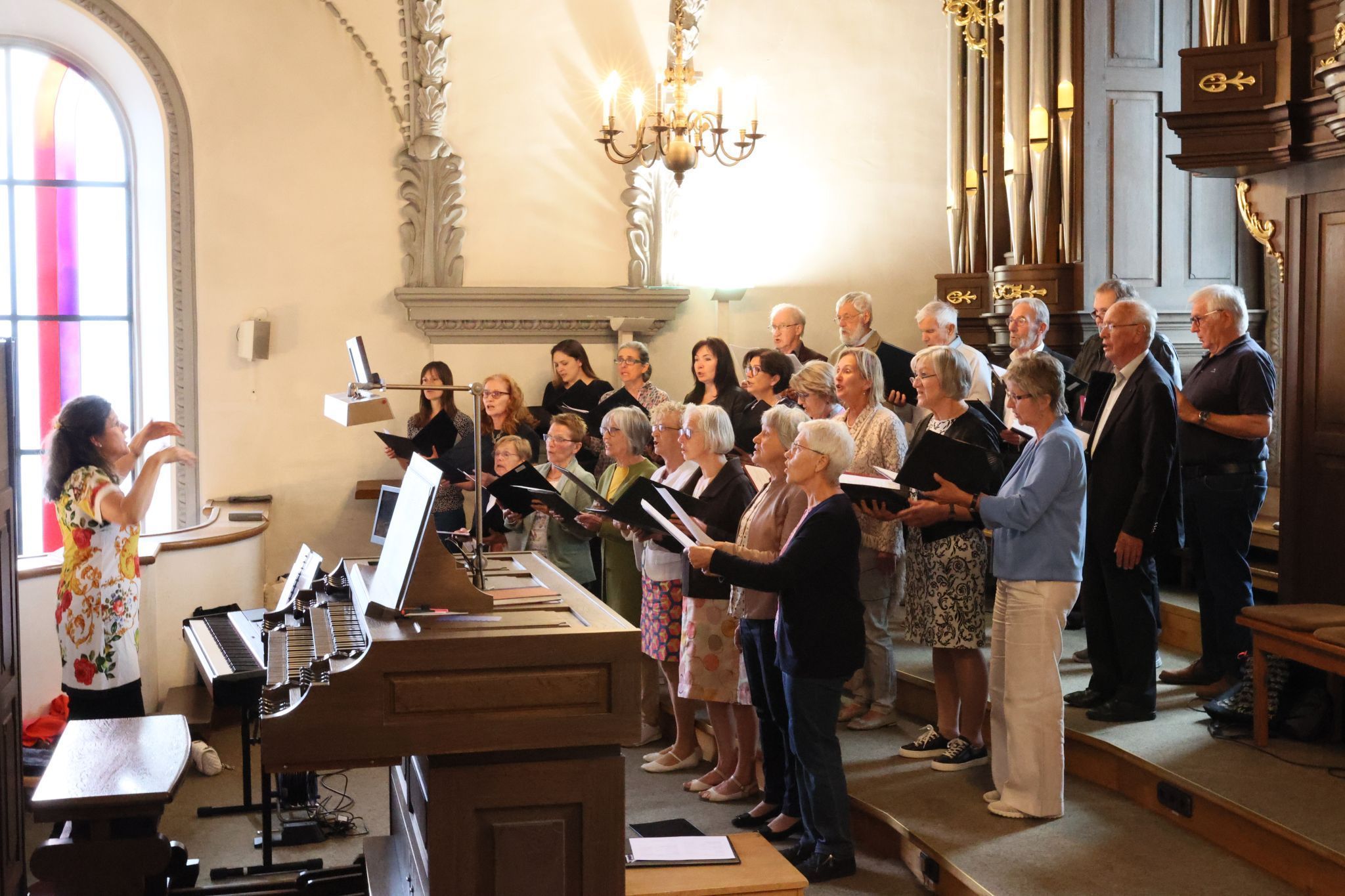 Kantorei Rankweil unter Eva Hagen feiert Ostern.
