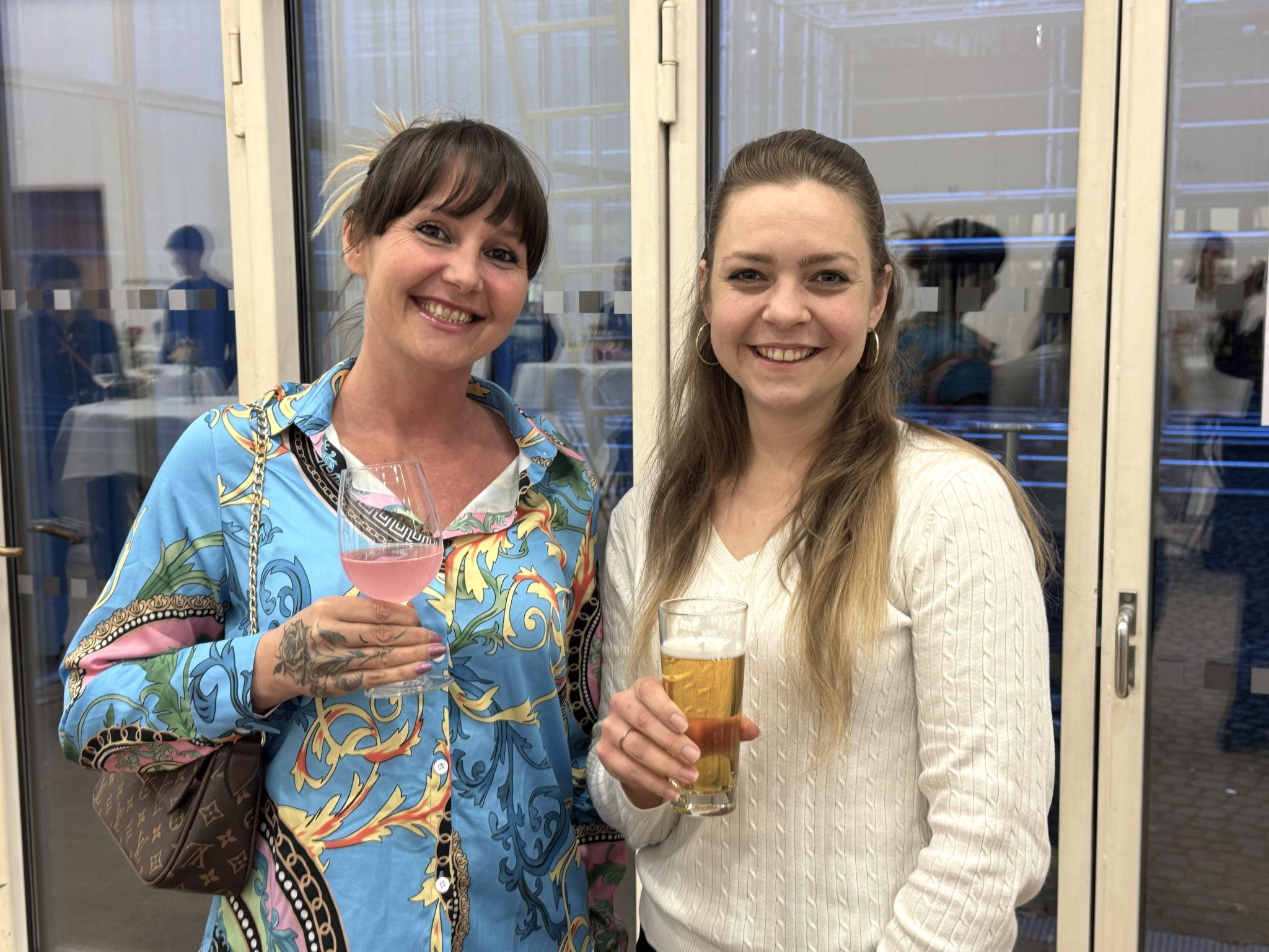 Anja Furlan und Vitoria De Pieri genossen den Abend.