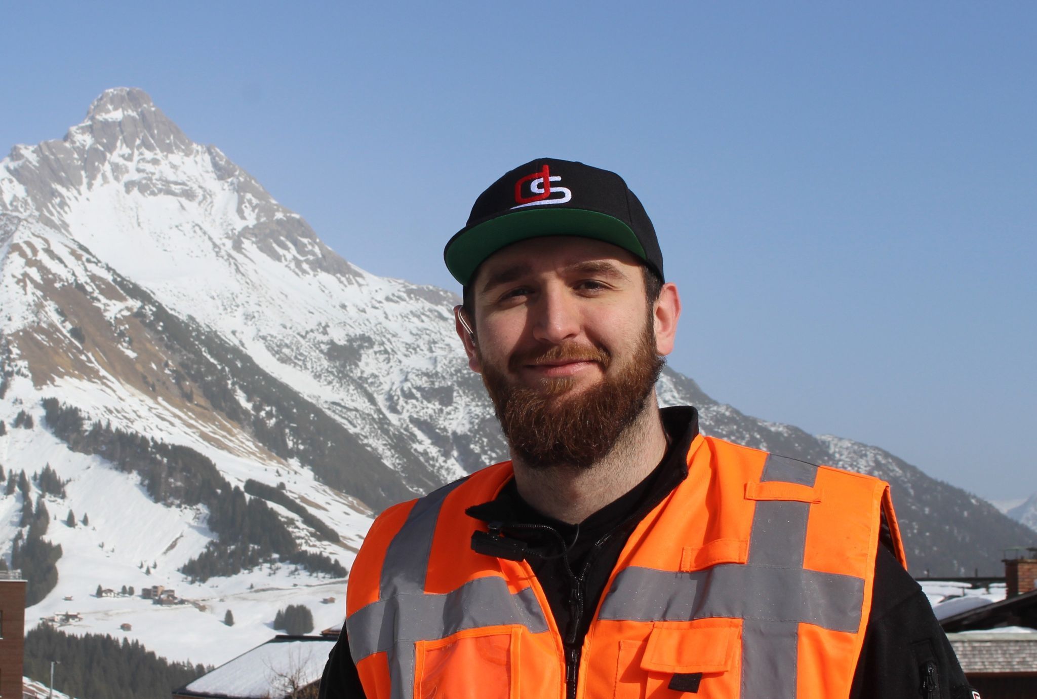 Vorsorglich engagierte Securitys hatten einen ruhigen Nachmittag, die jugendlichen Eder-Fans verhielten sich vorbildlich diszipliniert.