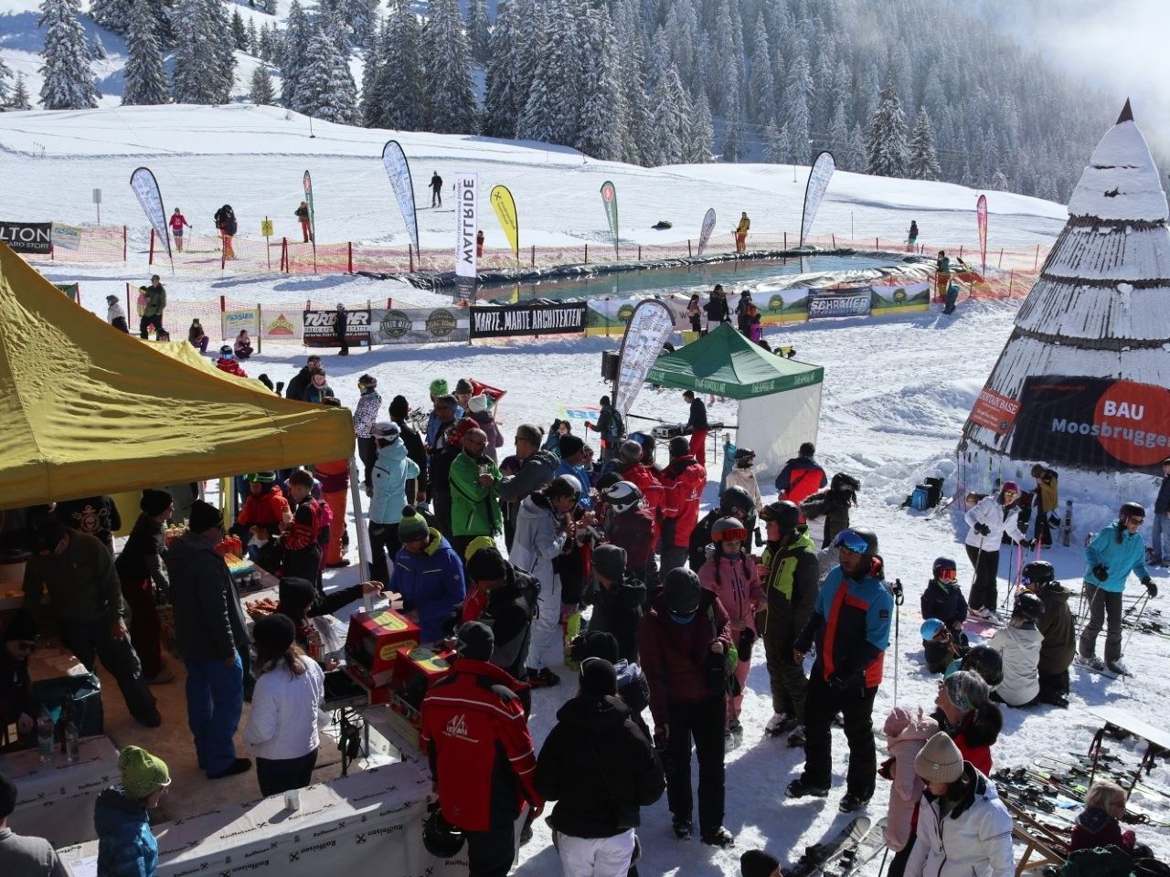 Wasserspektakel in Laterns.