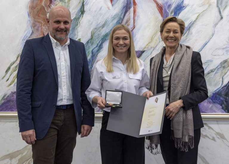 Für Olympiagold gab es goldenes Ehrenzeichen