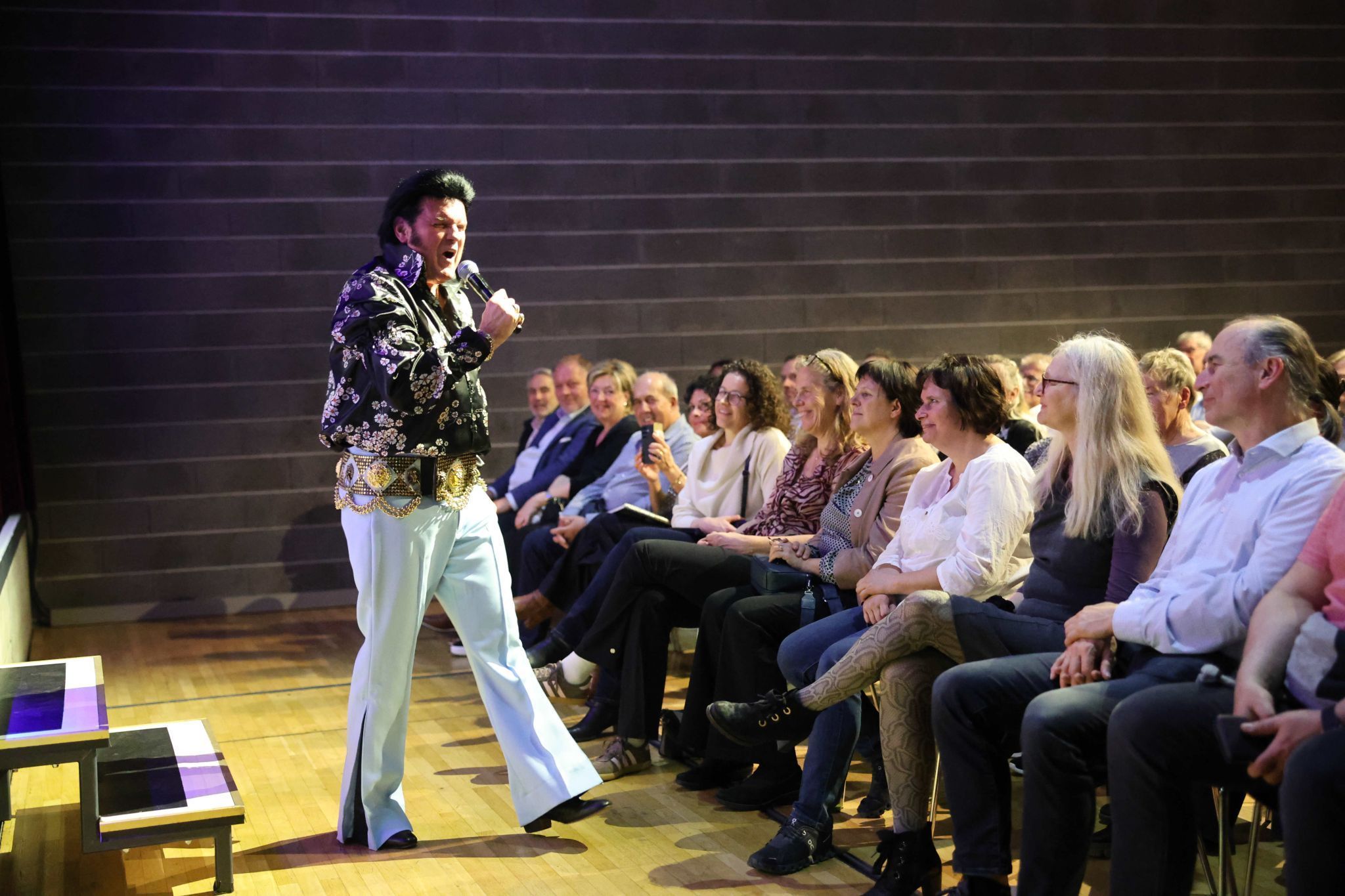 Elvis-Interpret "Rusty" rockte Remise