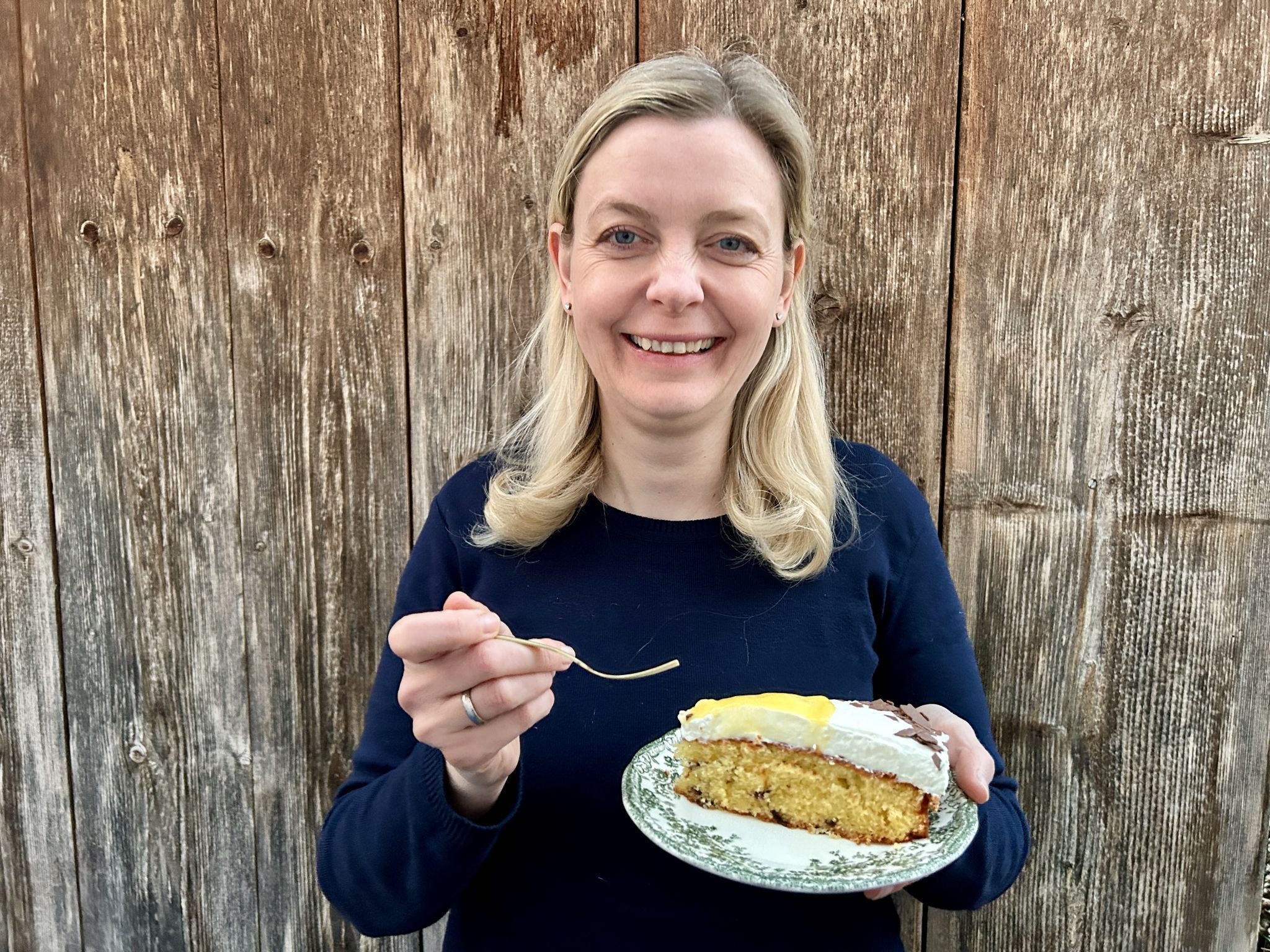 Feiner Eierlikörkuchen