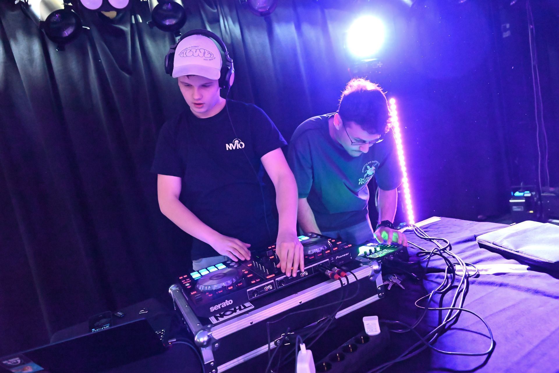 DJ Nvio war bereit für die Hype Night.