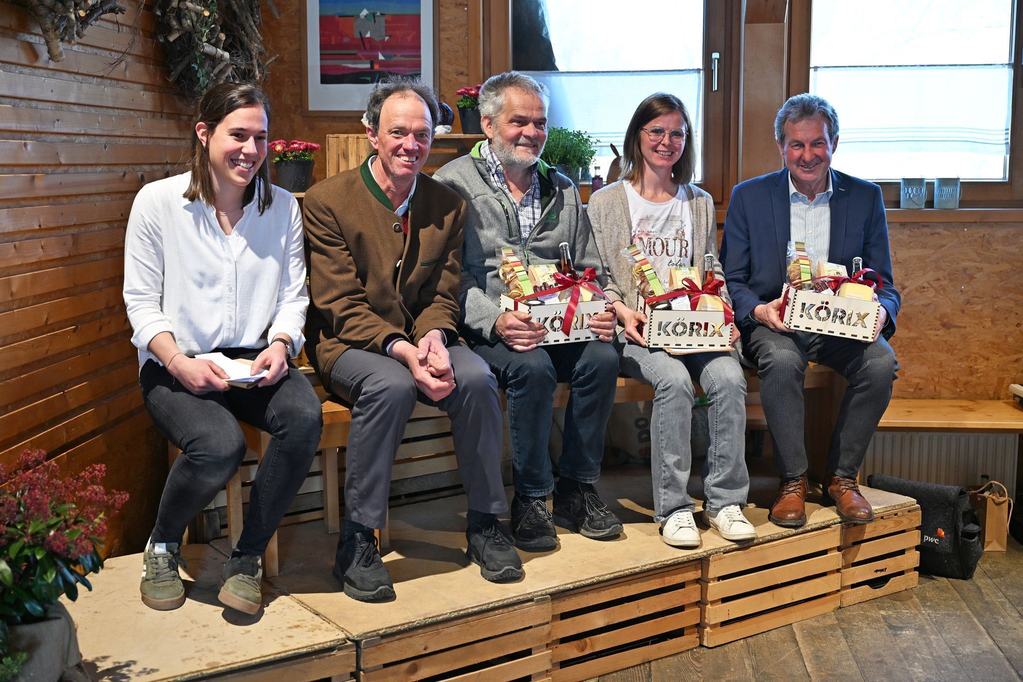 Das „Erzählbänkle“ bot Raum für Rückblicke, Einblicke und den Austausch über die Entwicklung der Direktvermarktung.