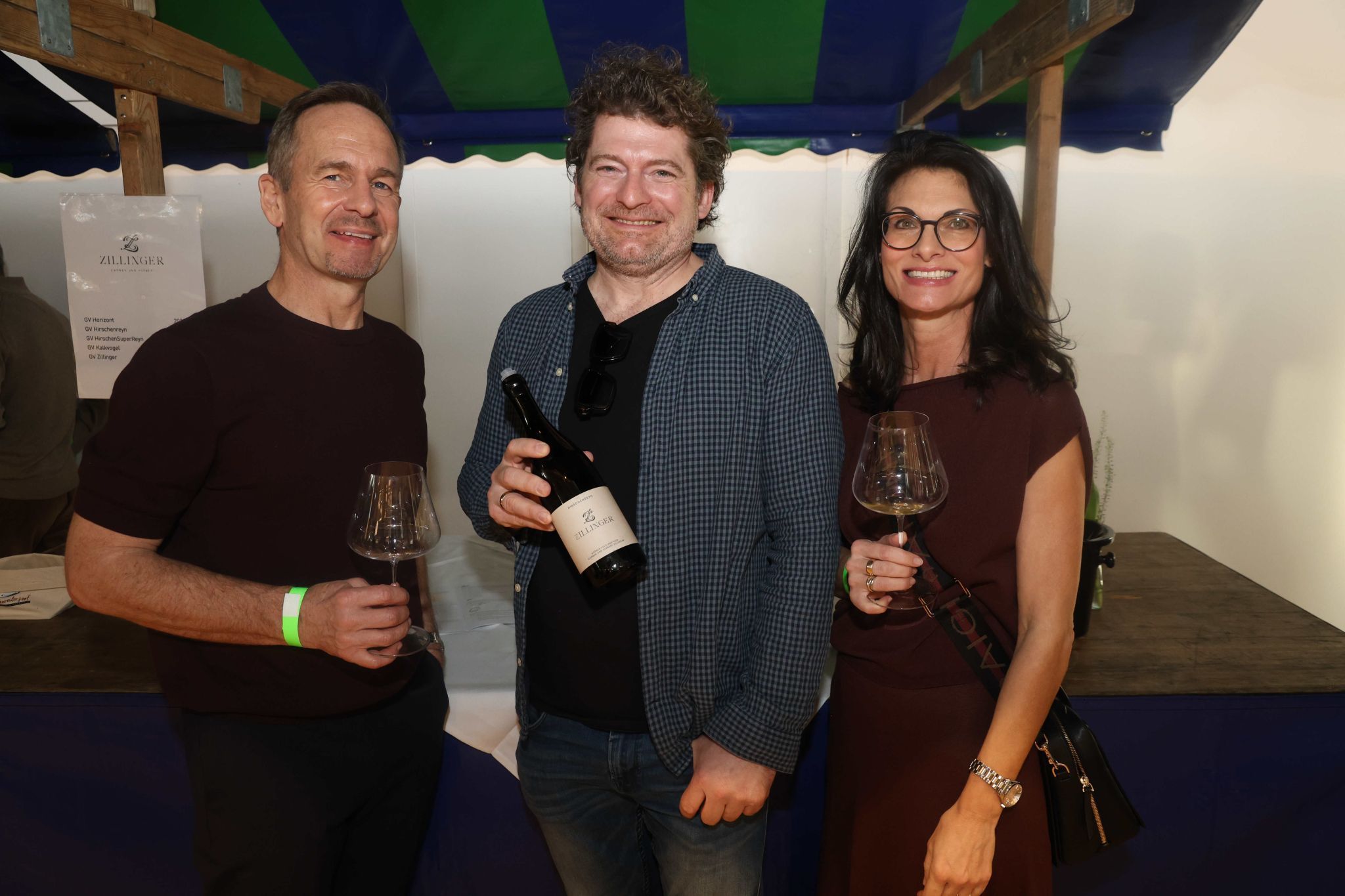 Adnreas Bogensberger, Winzer Herbert Zillinger und Karin Mäser.