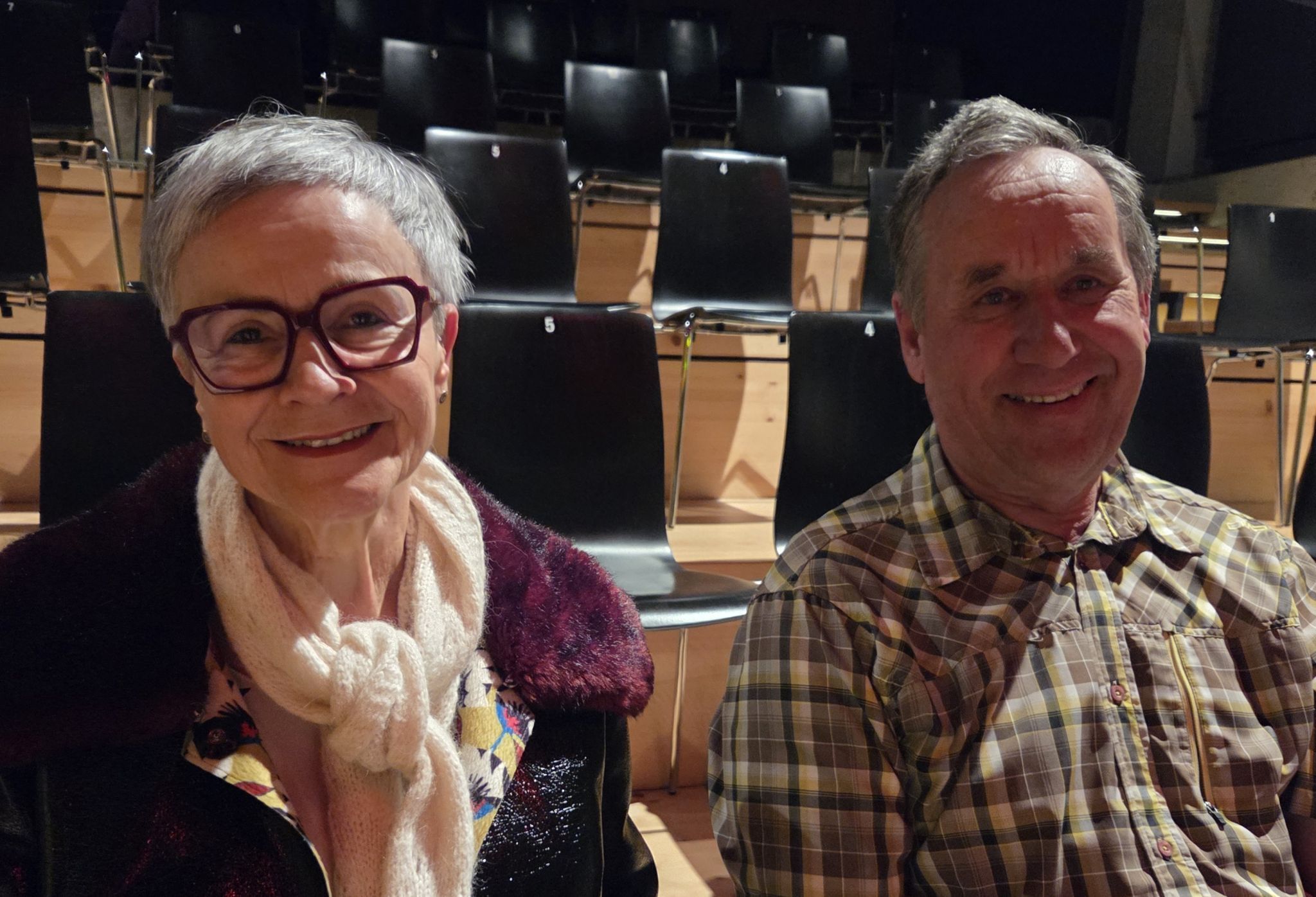 Auch Hildegard und Martin Burtscher konnten sich in die Thematik der Verfolgung der „Bibelforscher“ vertiefen.