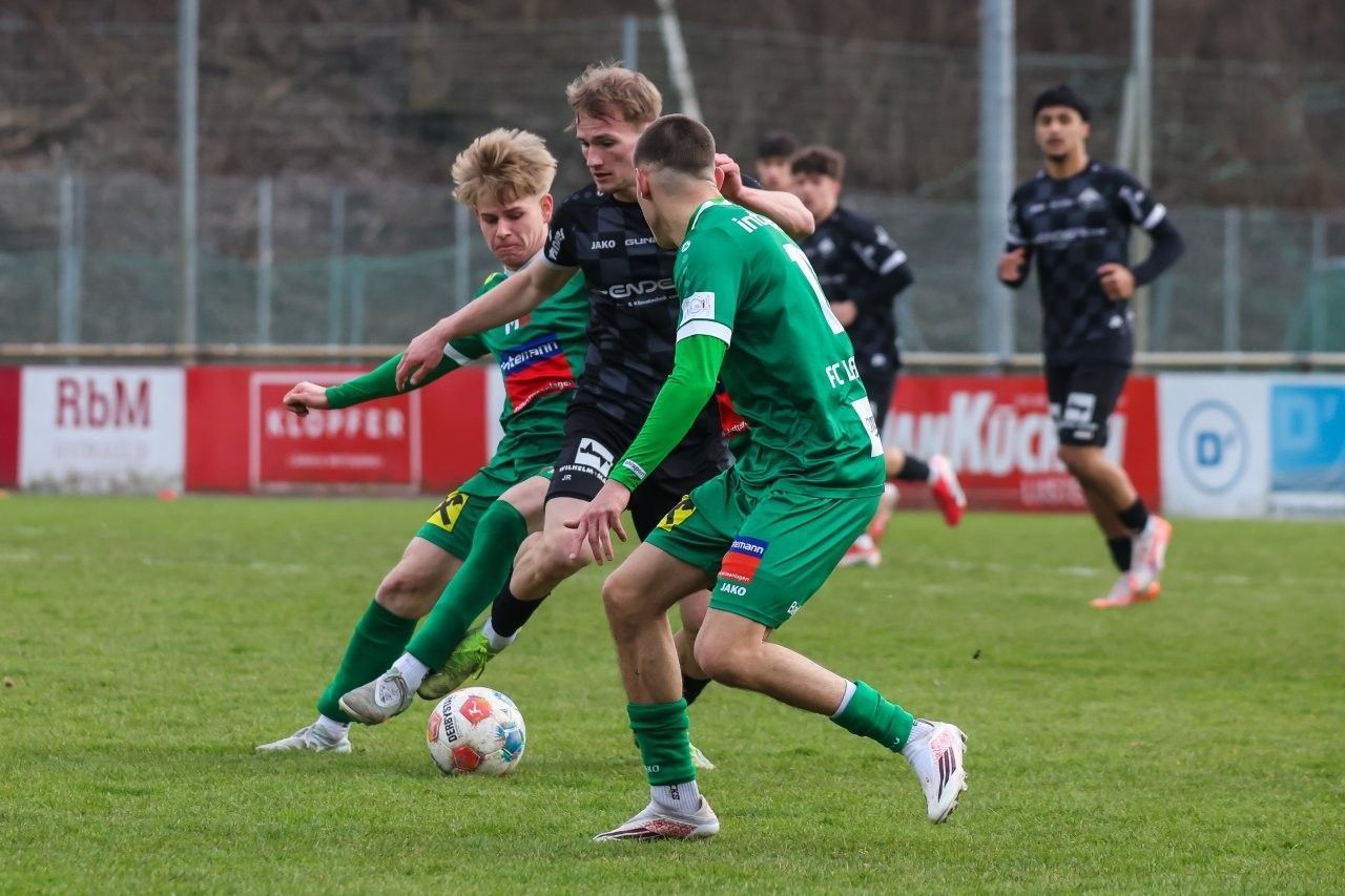 Tumulte überschatten das RLW-Derby Lauterach gegen Altach II. VN-STEURER