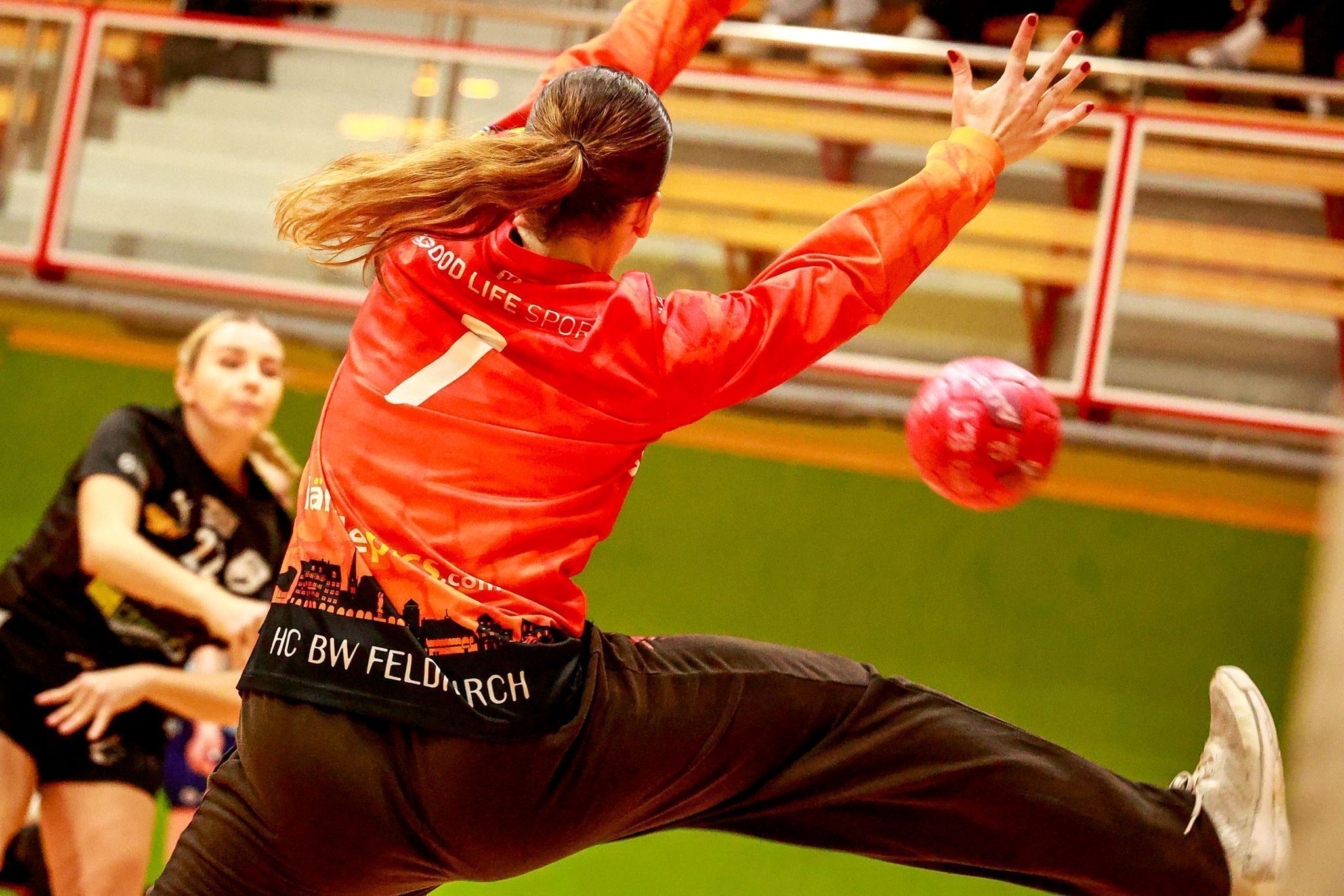 Parade von Julia Marte.