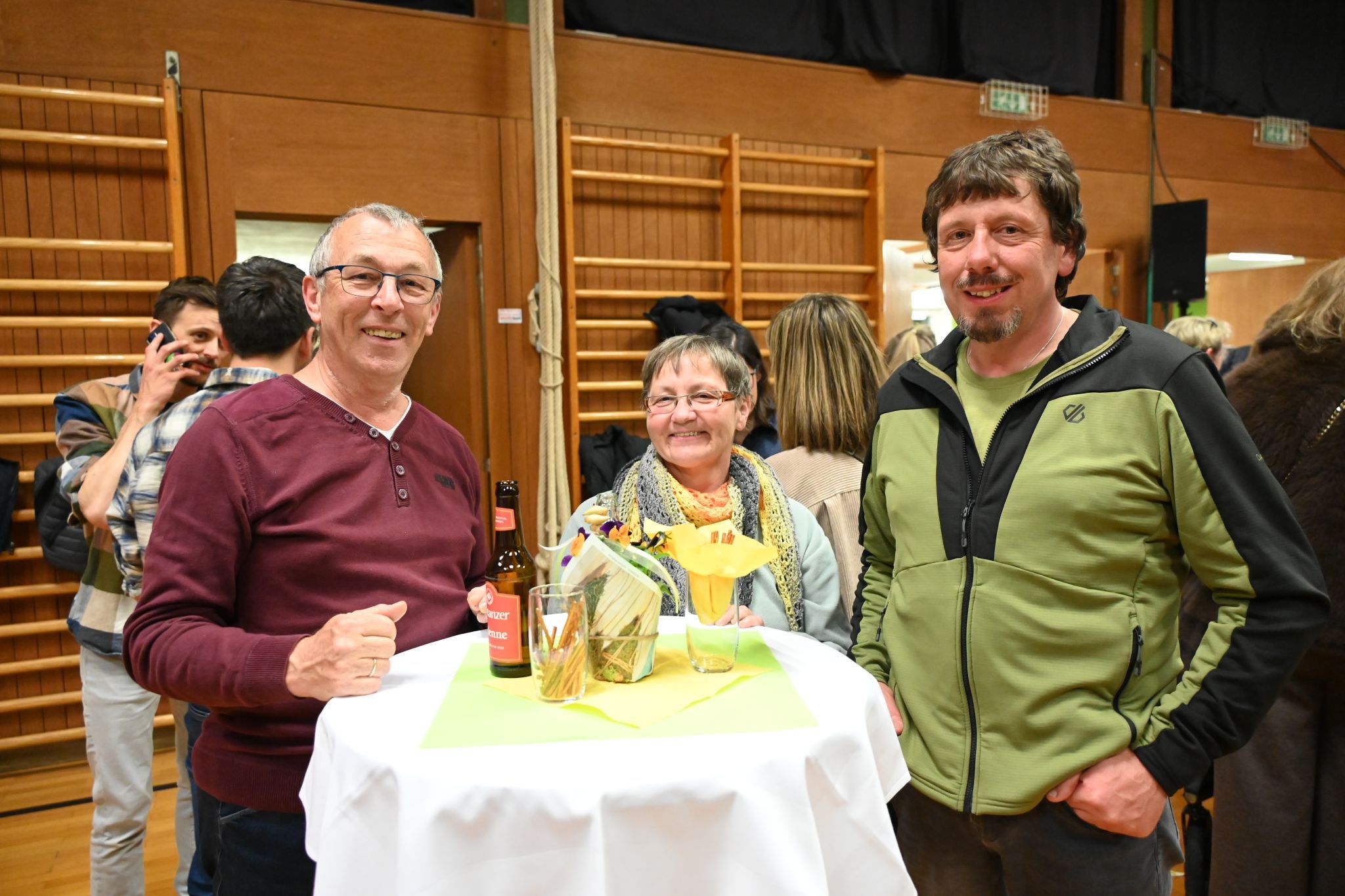 Auch bei ihnen blieb kein Auge trocken - Herbert und Anna Burtscher, sowie Schulwart Mario Burtscher.