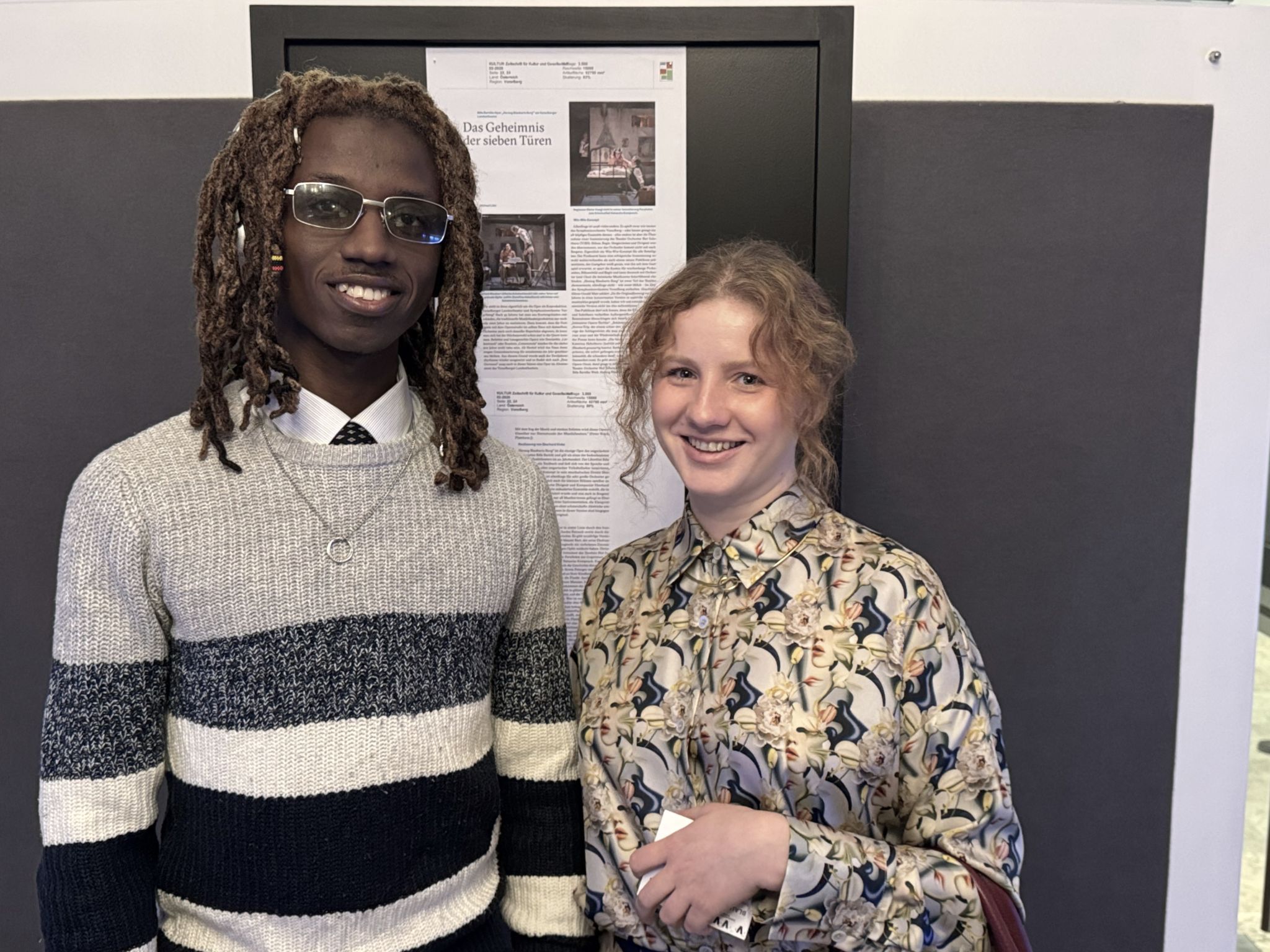 Kostüm-Designer Austin Nortey (Wax Traders) und Olga Gubina (Landestheater).