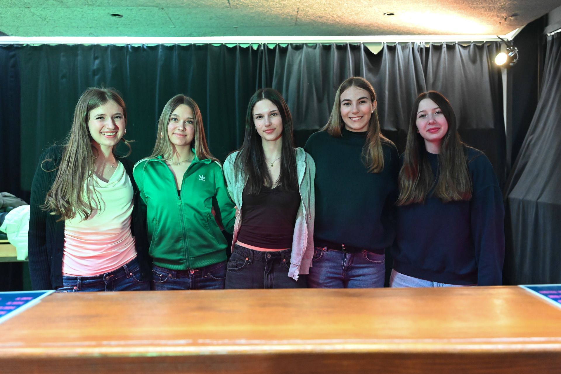 Freuten sich auf die Hype Night: Ida, Kerstin, Rebecca, Neele und Anna.