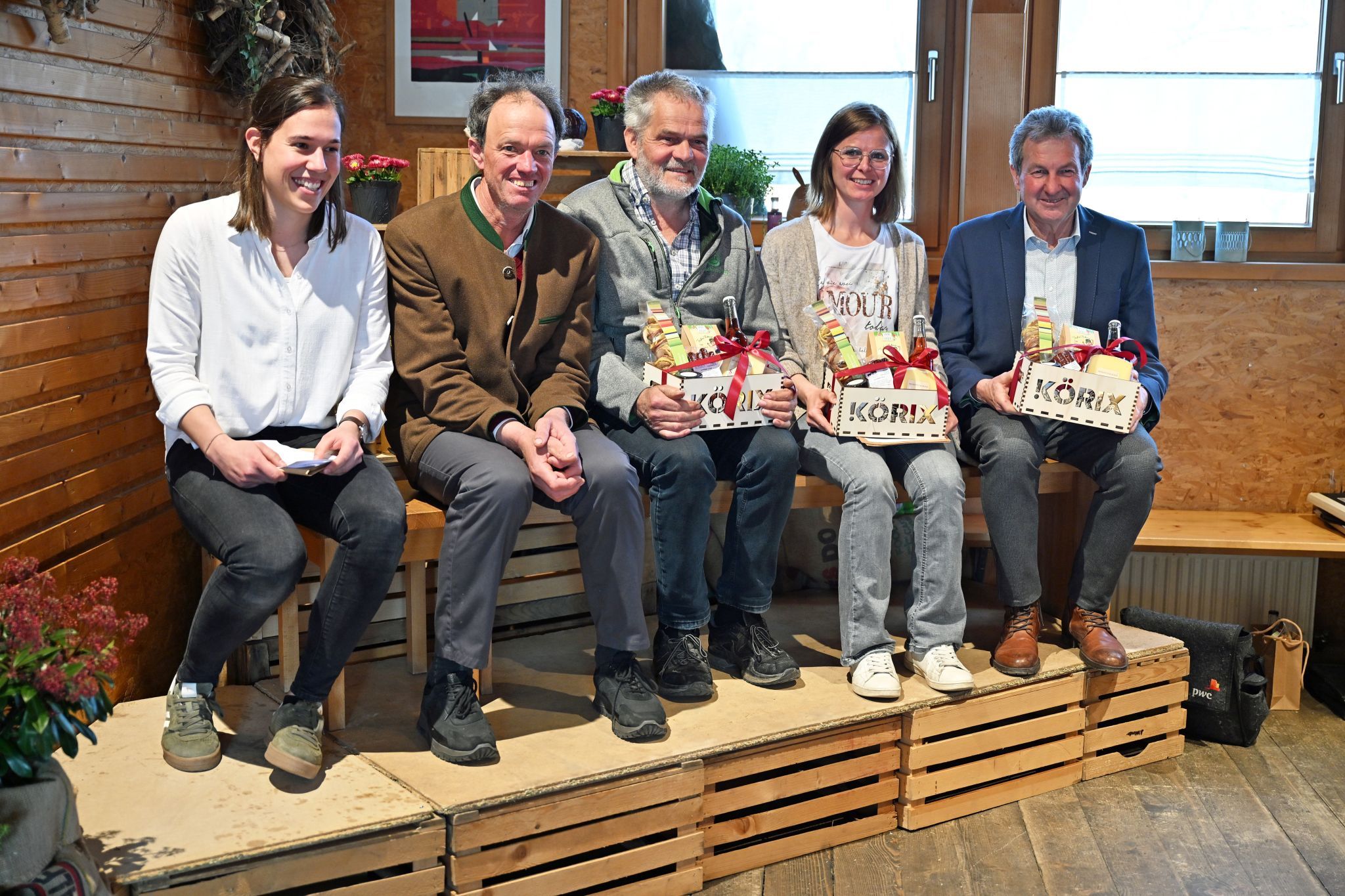 Erfahrungen aus drei Jahrzehnten: Beim „Erzählbänkle“ kamen prägende Stimmen des Vereins zu Wort.