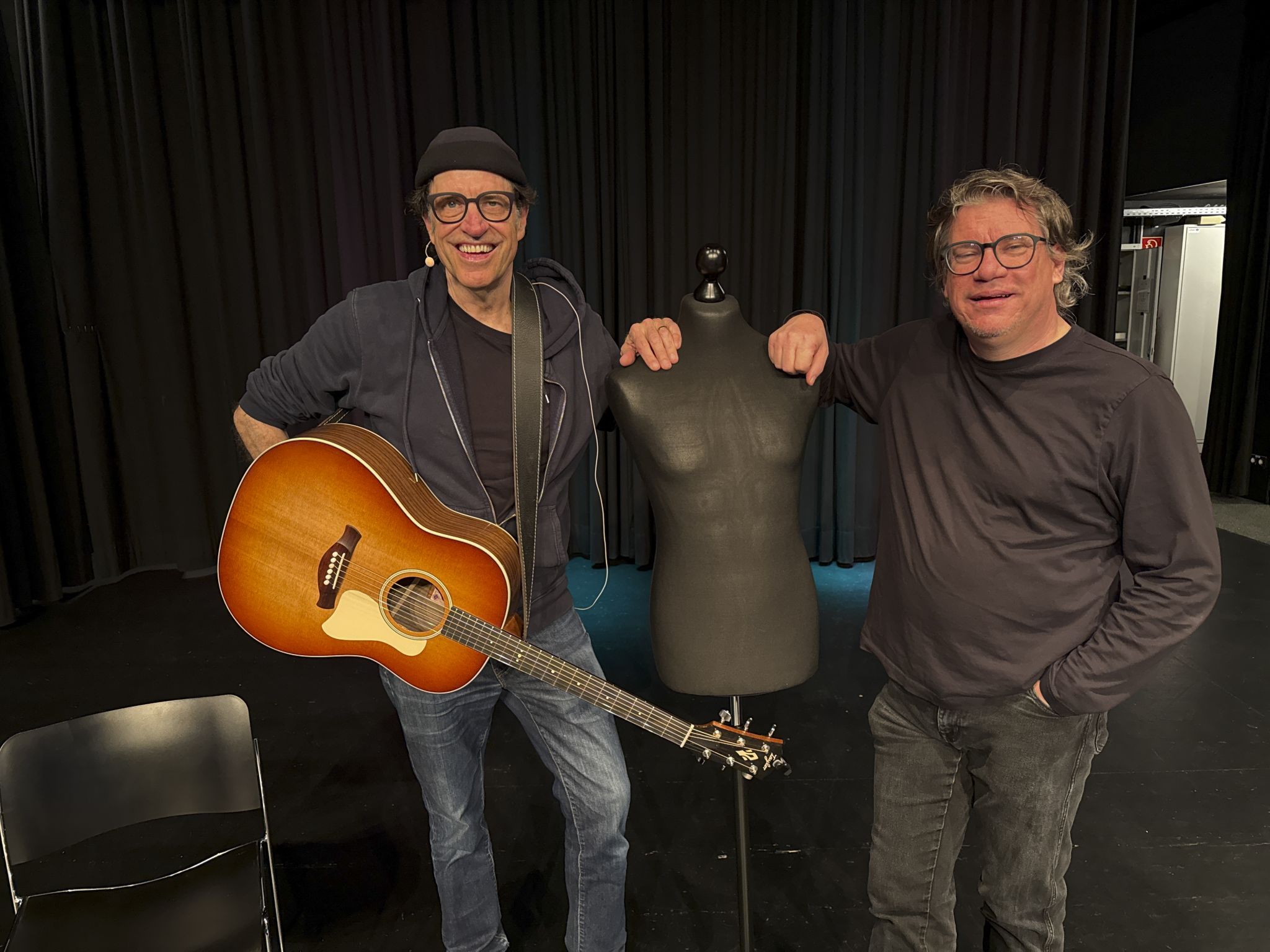 Weils raus muss Helmfried von Lüttichau mit Veranstalter Dieter Heidegger