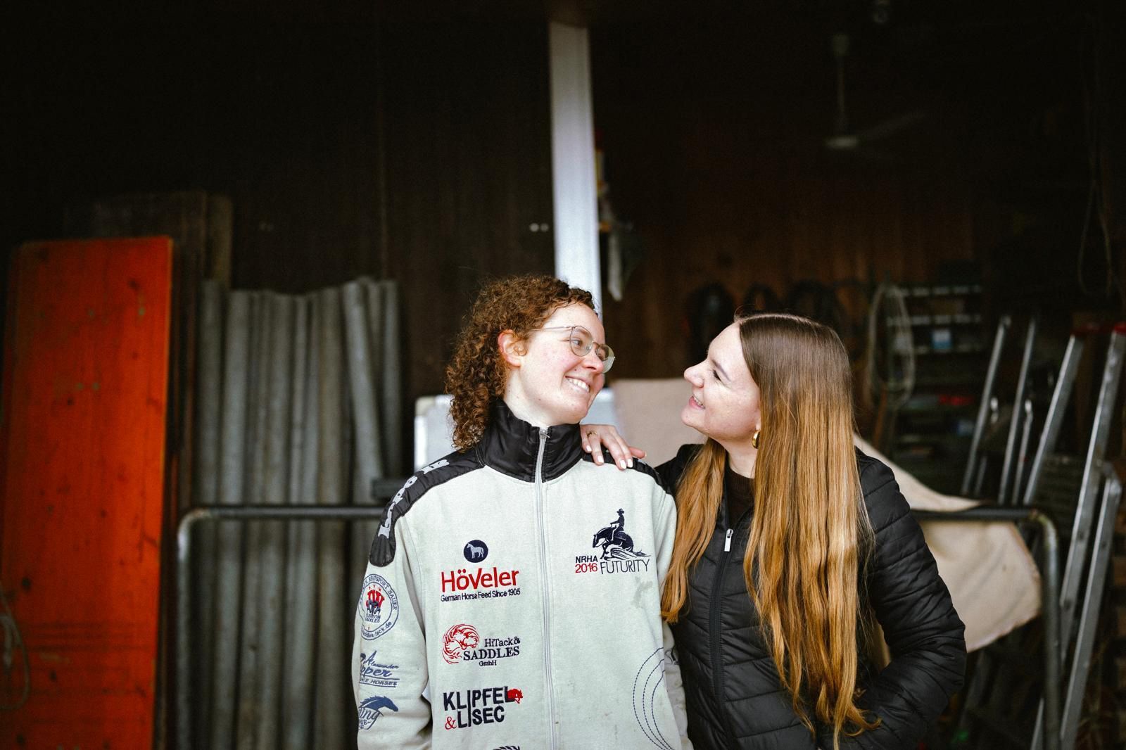 Johanna Gertschnig und Corinna Dalpra haben beide die gleiche Leidenschaft: Pferde.