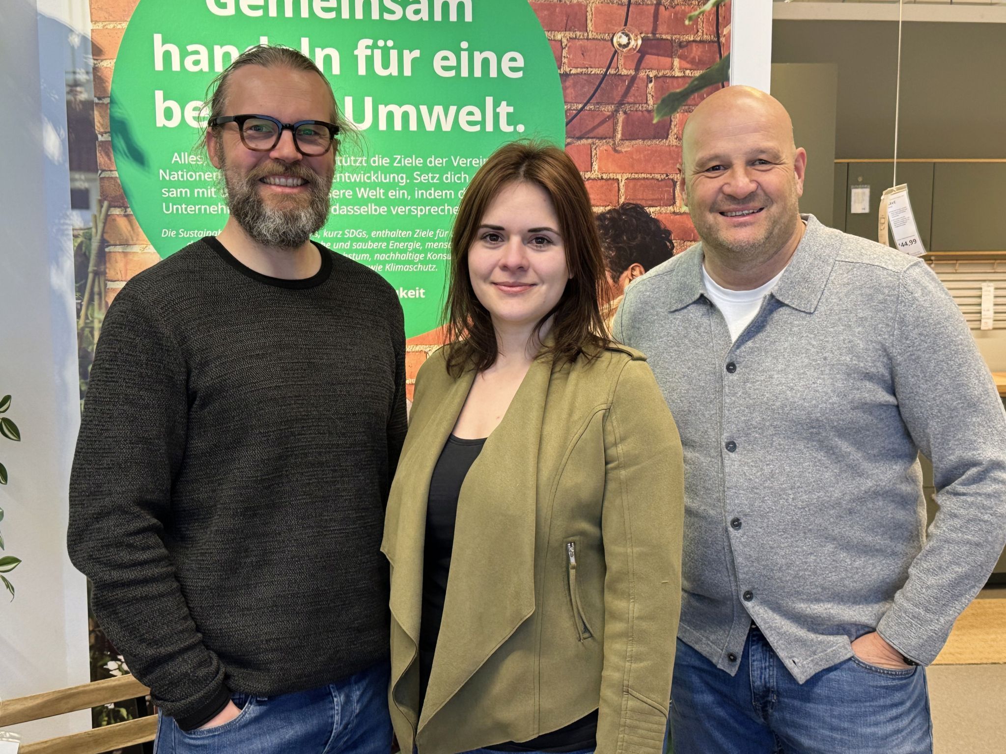 Projektleiter Stephan Schnelder, Eva Sotsas und Construction Manager Michael Machacek