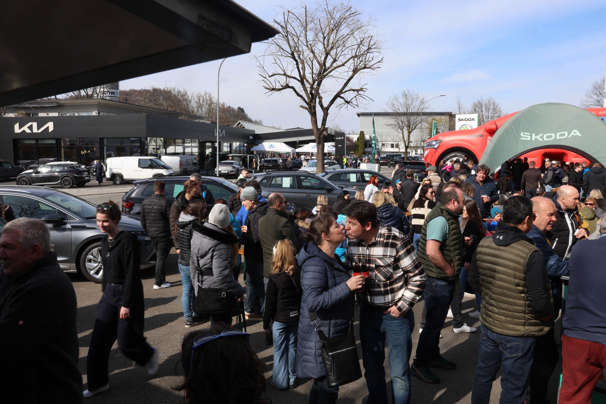 Großer Andrang bei Kia und Skoda.